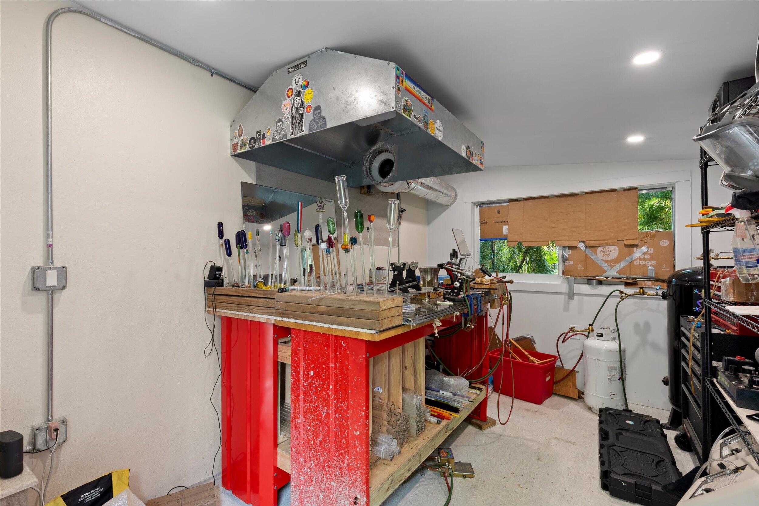 Key West, Florida 33040, United States, 3 Bedrooms Bedrooms, ,2 BathroomsBathrooms,Residential,Active,168530