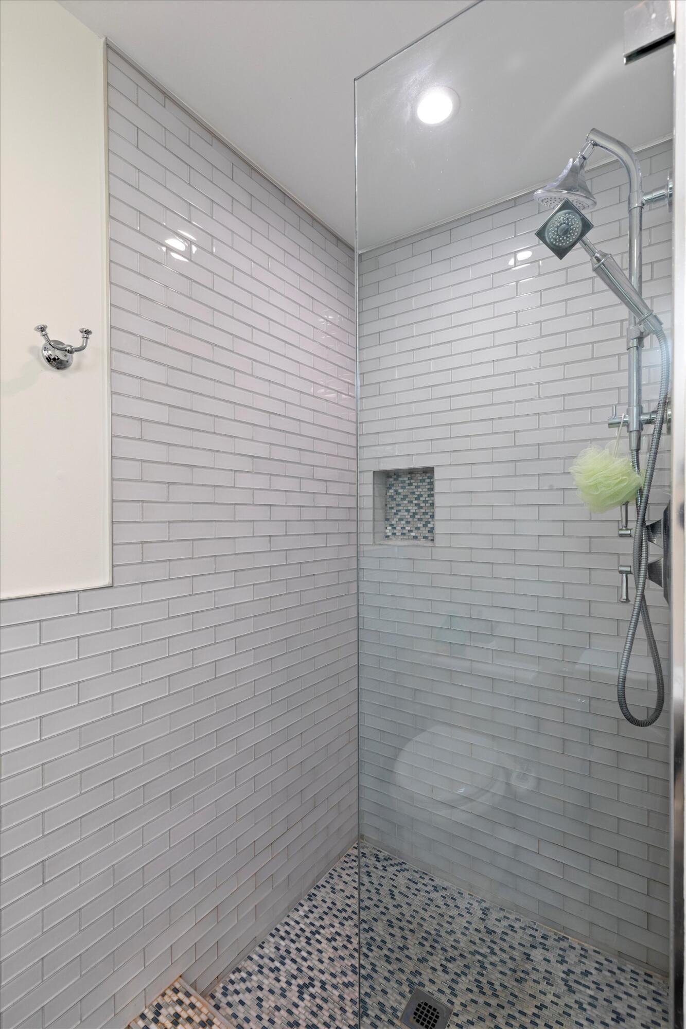 Key West, Florida 33040, United States, 3 Bedrooms Bedrooms, ,2 BathroomsBathrooms,Residential,Active,168530