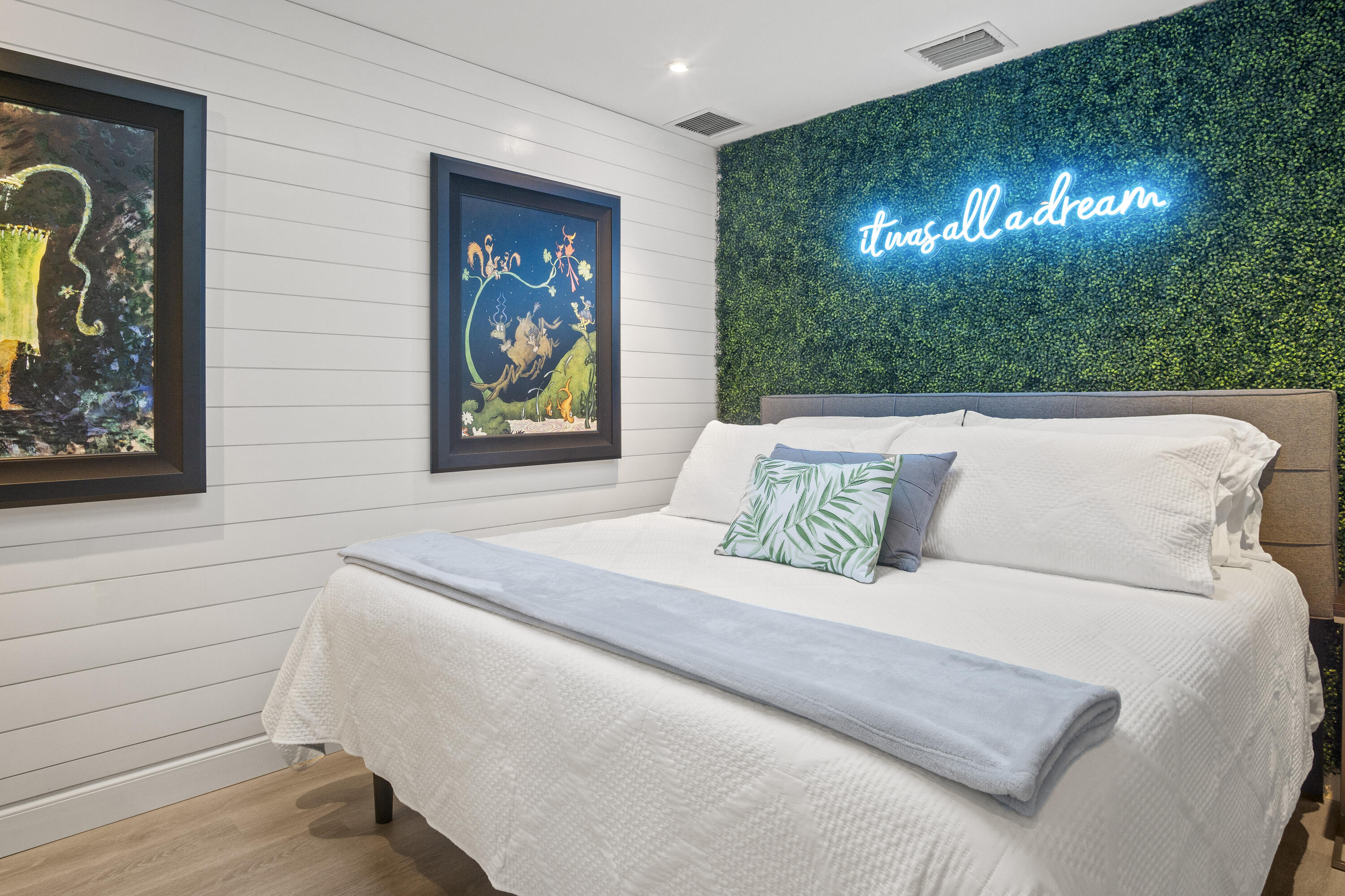 Key West, Florida 33040, United States, 2 Bedrooms Bedrooms, ,2 BathroomsBathrooms,Residential,Active,7201