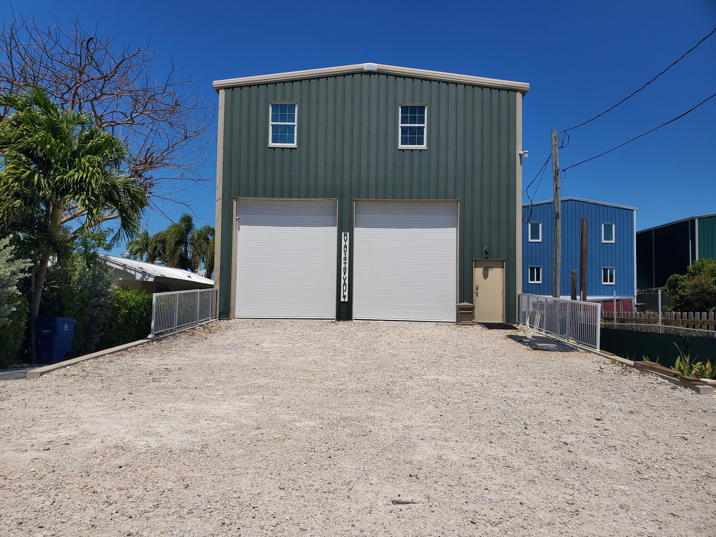 Stock Island, Florida 33040, United States, 2 Bedrooms Bedrooms, ,3 BathroomsBathrooms,Residential,Active,33627