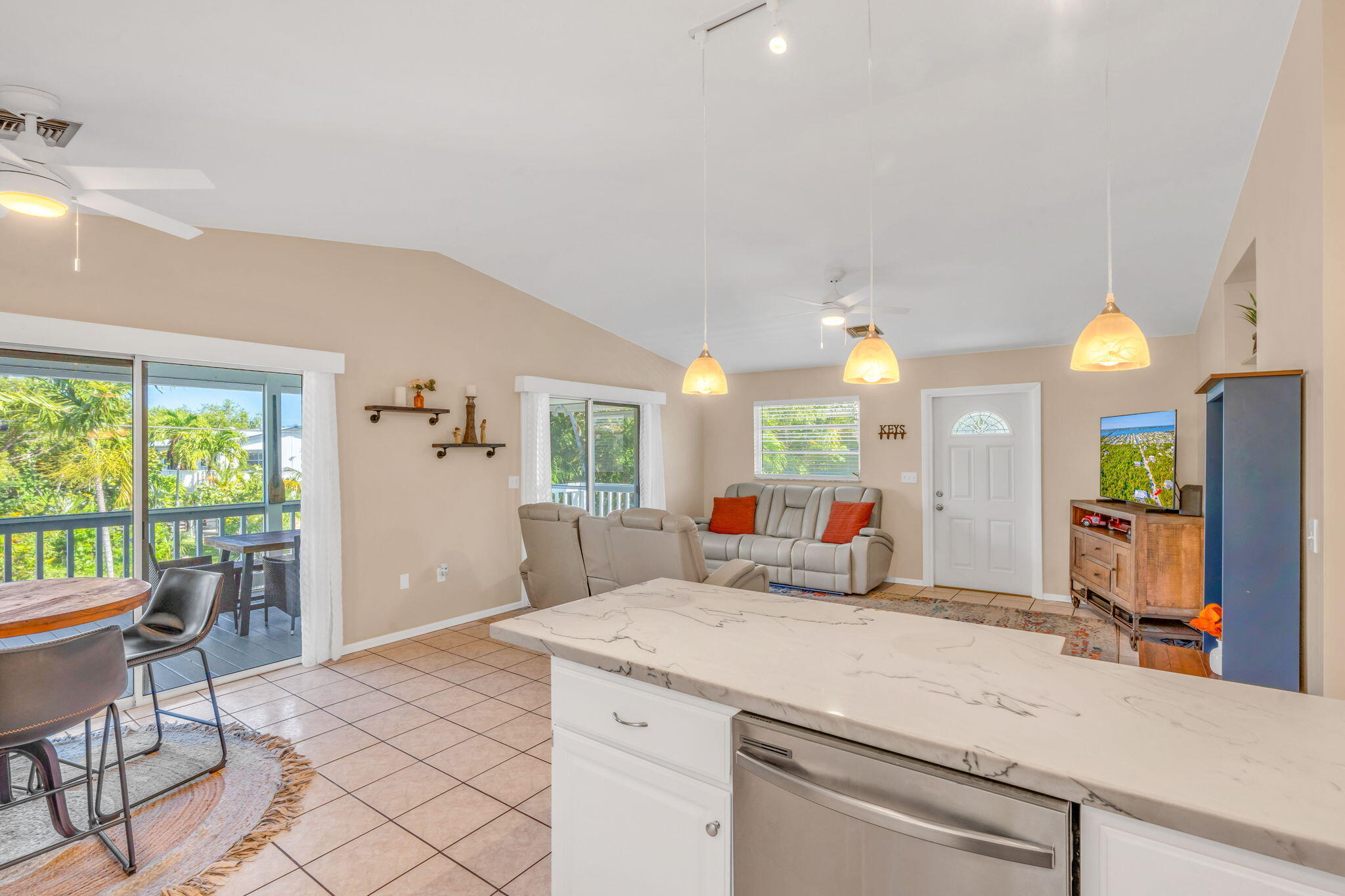 Big Pine, Florida 33043, United States, 2 Bedrooms Bedrooms, ,2 BathroomsBathrooms,Residential,Pending,20658