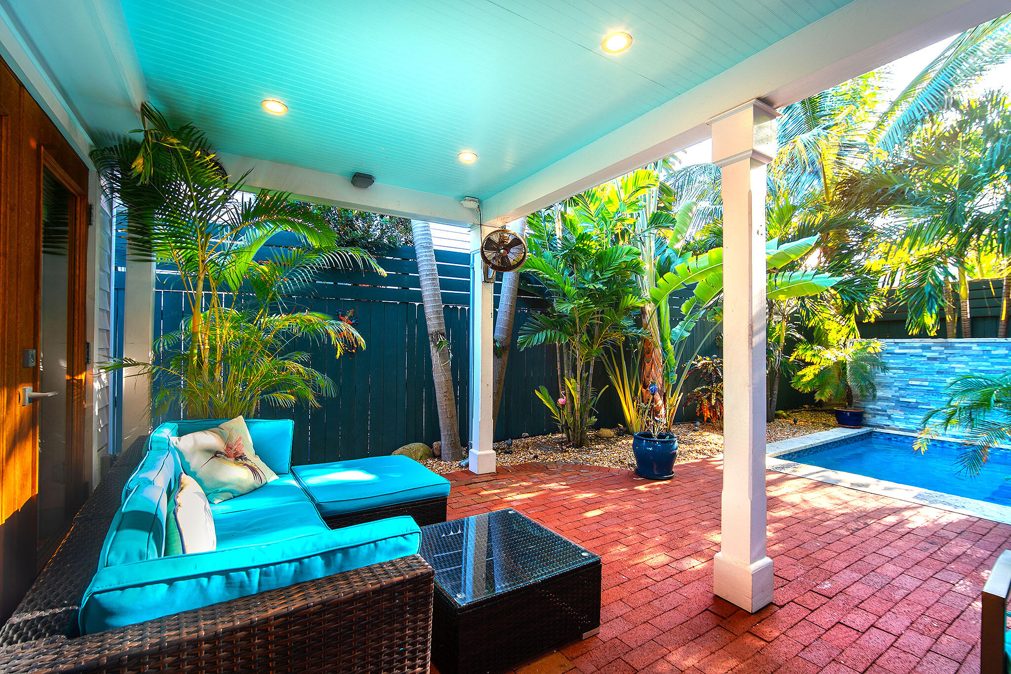 Key West, Florida 33040, United States, 3 Bedrooms Bedrooms, ,3 BathroomsBathrooms,Residential,Active,35215