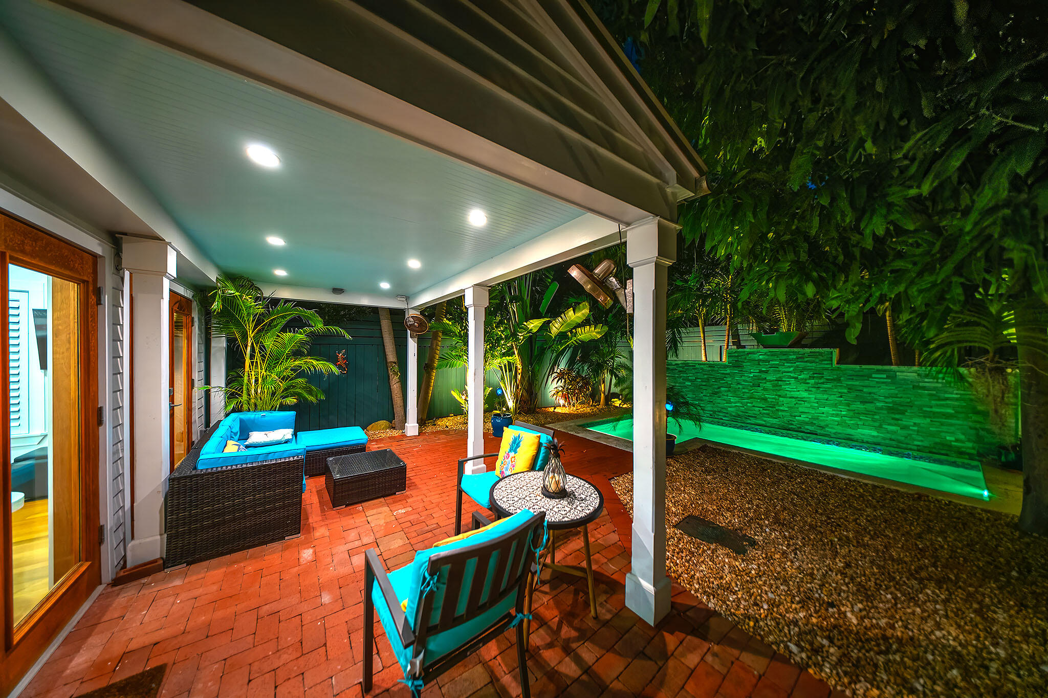 Key West, Florida 33040, United States, 3 Bedrooms Bedrooms, ,3 BathroomsBathrooms,Residential,Active,35215