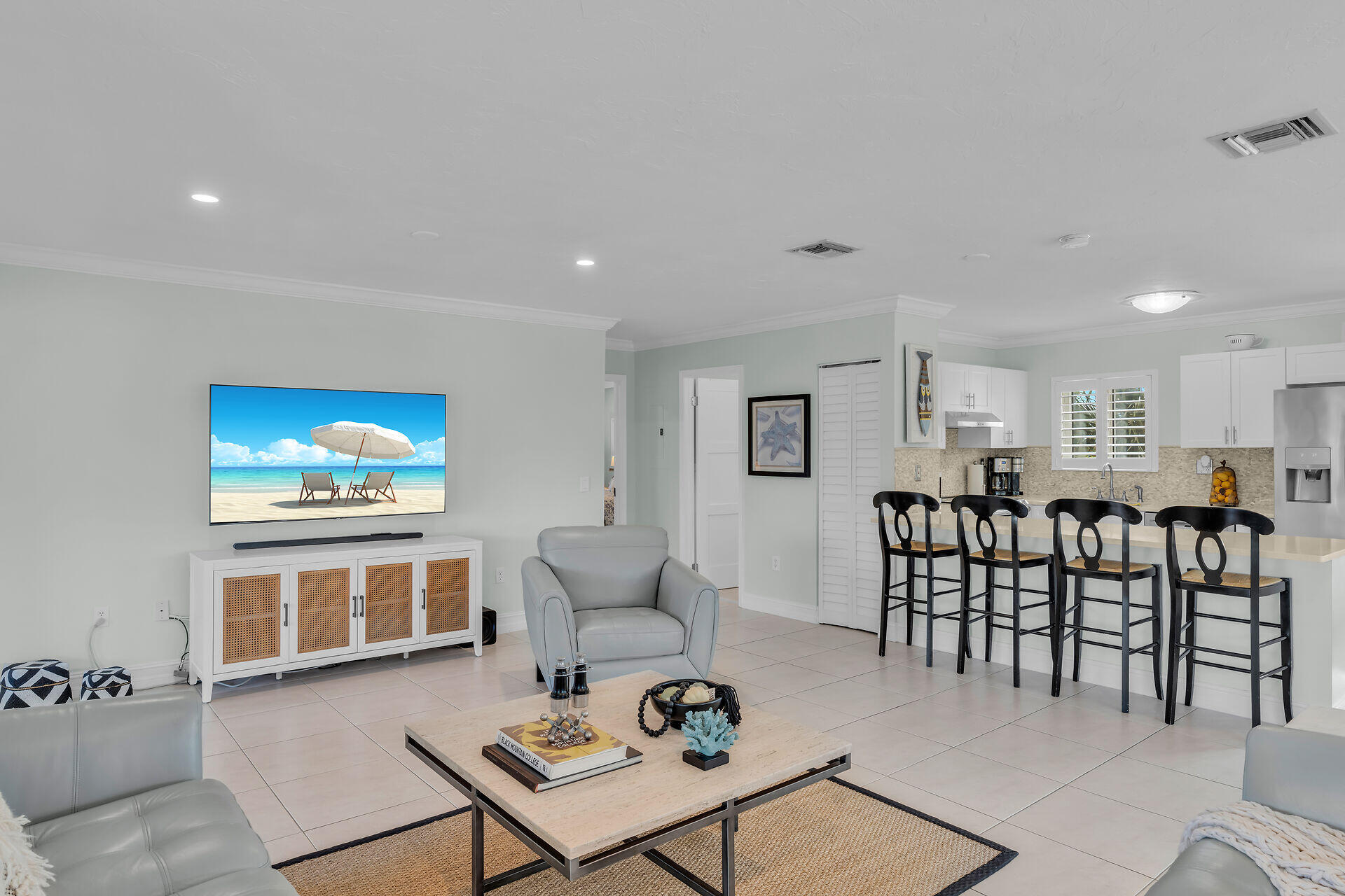 Marathon, Florida 33050, United States, 2 Bedrooms Bedrooms, ,2 BathroomsBathrooms,Residential,Active,205546