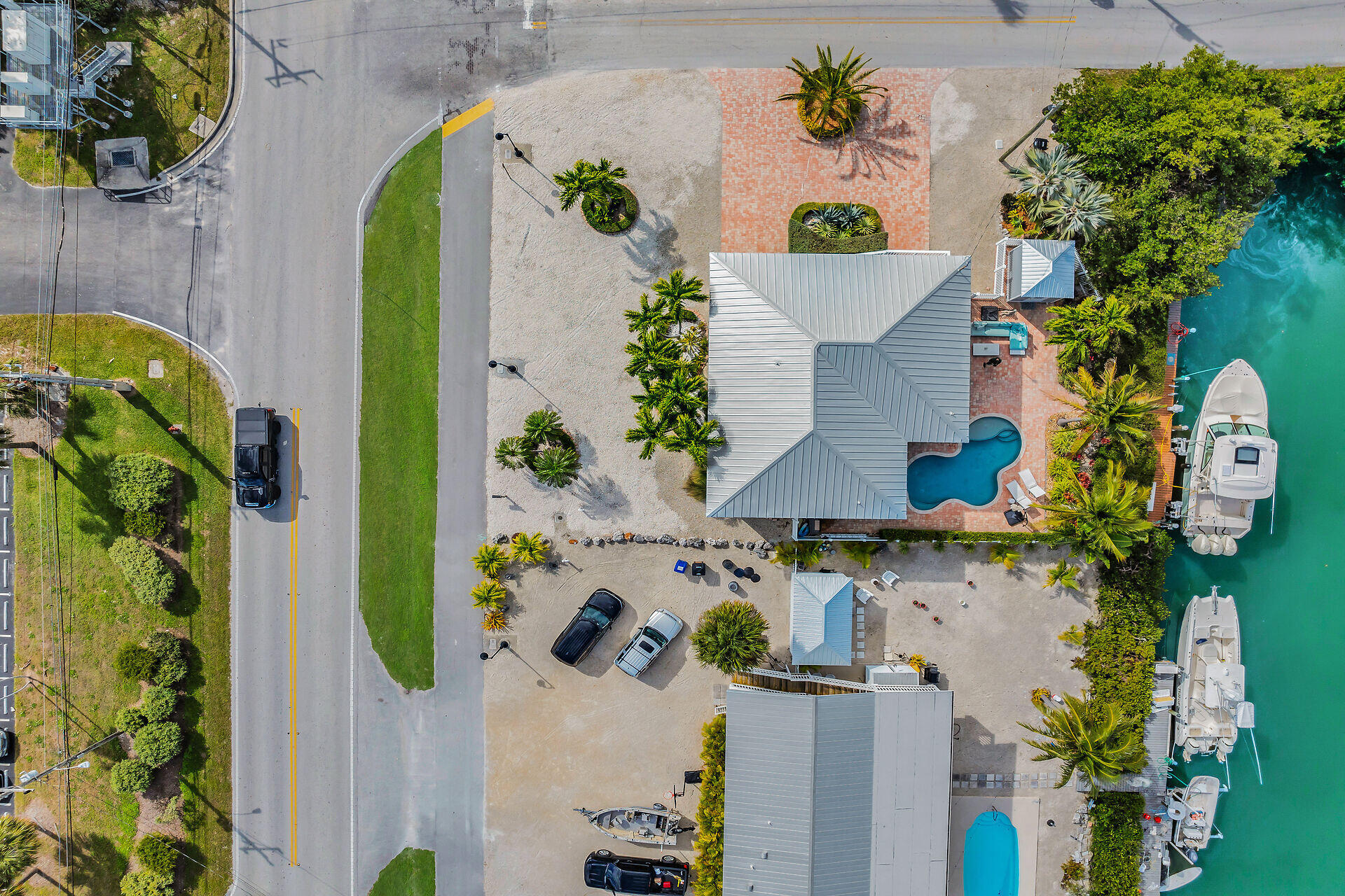 Marathon, Florida 33050, United States, 2 Bedrooms Bedrooms, ,2 BathroomsBathrooms,Residential,Active,205546