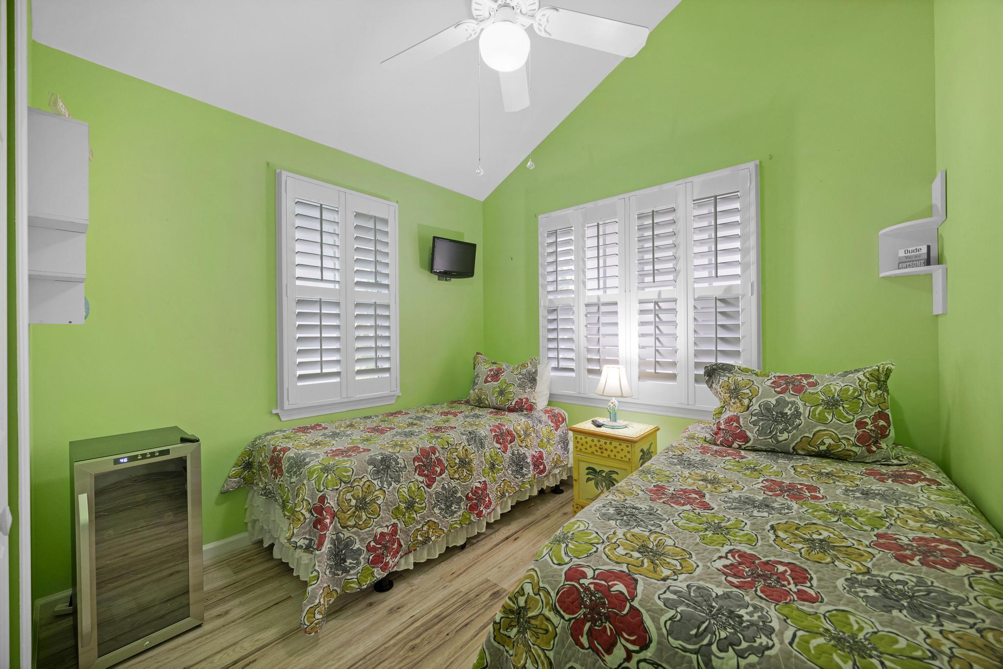 Key West, Florida 33040, United States, 3 Bedrooms Bedrooms, ,2 BathroomsBathrooms,Residential,Active,215898