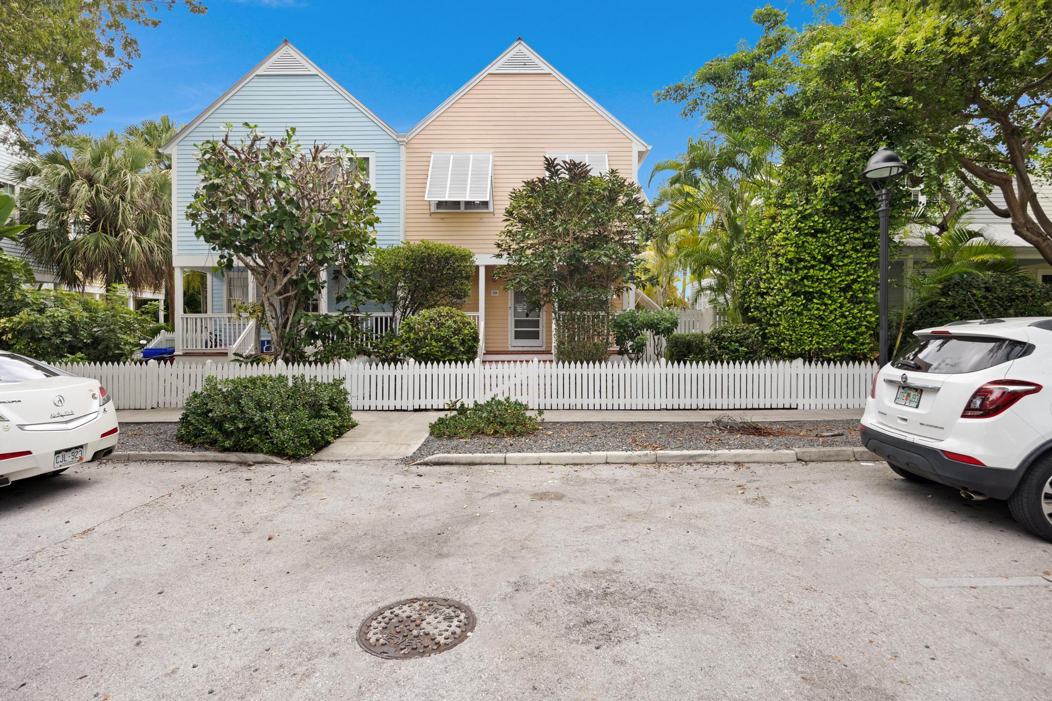 Key West, Florida 33040, United States, 3 Bedrooms Bedrooms, ,2 BathroomsBathrooms,Residential,Active,215898