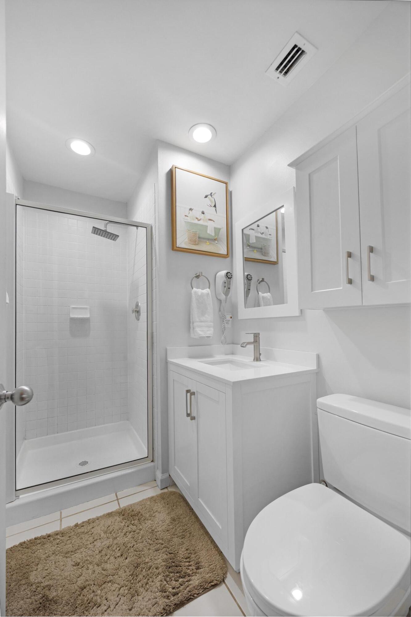 Key West, Florida 33040, United States, 3 Bedrooms Bedrooms, ,2 BathroomsBathrooms,Residential,Active,215898