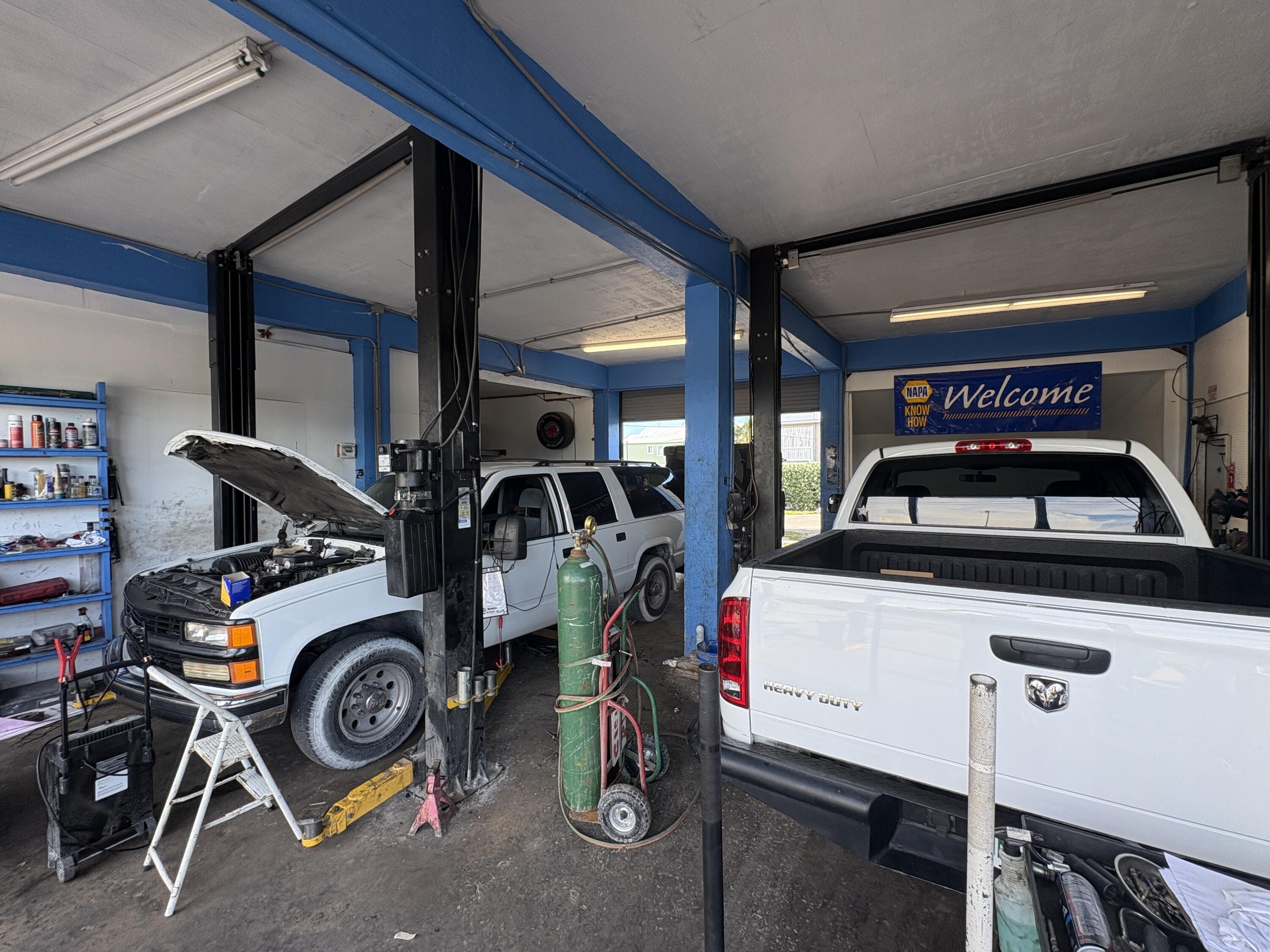 Marathon, Florida 33050, United States, 1 Bedroom Bedrooms, ,2 BathroomsBathrooms,Commercial,Active,223494