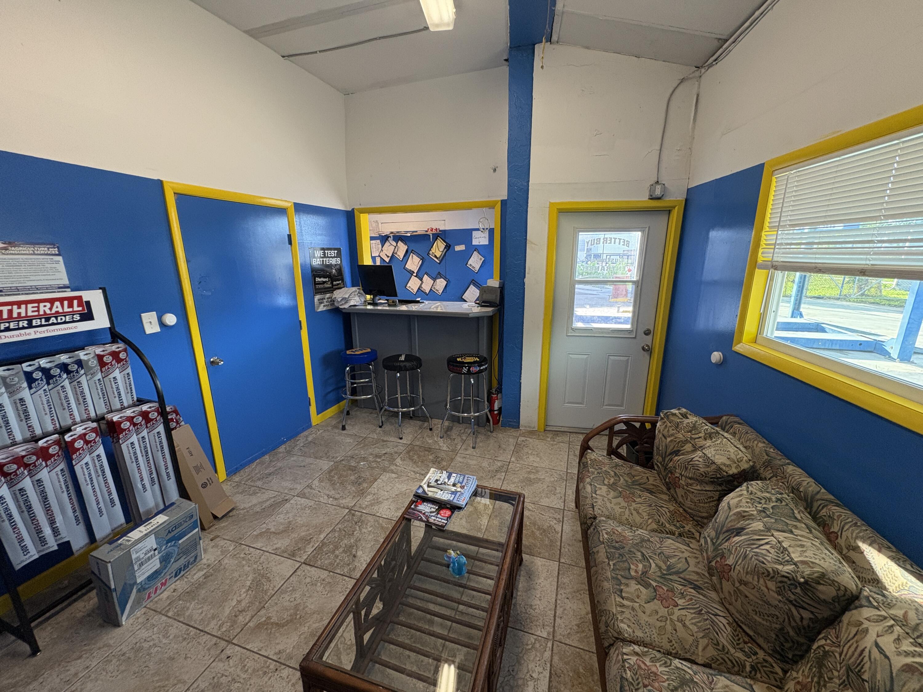 Marathon, Florida 33050, United States, 1 Bedroom Bedrooms, ,2 BathroomsBathrooms,Commercial,Active,223494