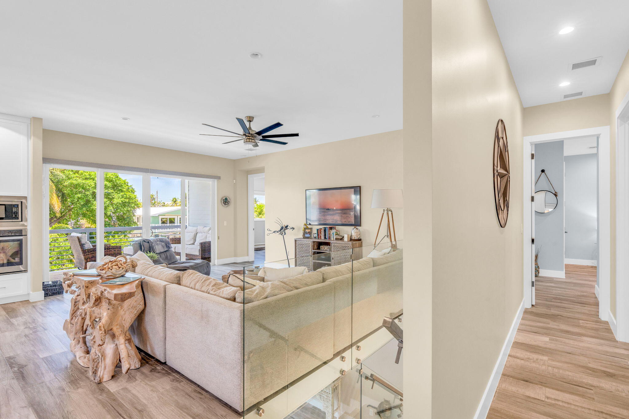 Islamorada, Florida 33036, United States, 4 Bedrooms Bedrooms, ,4 BathroomsBathrooms,Residential,Active,84111