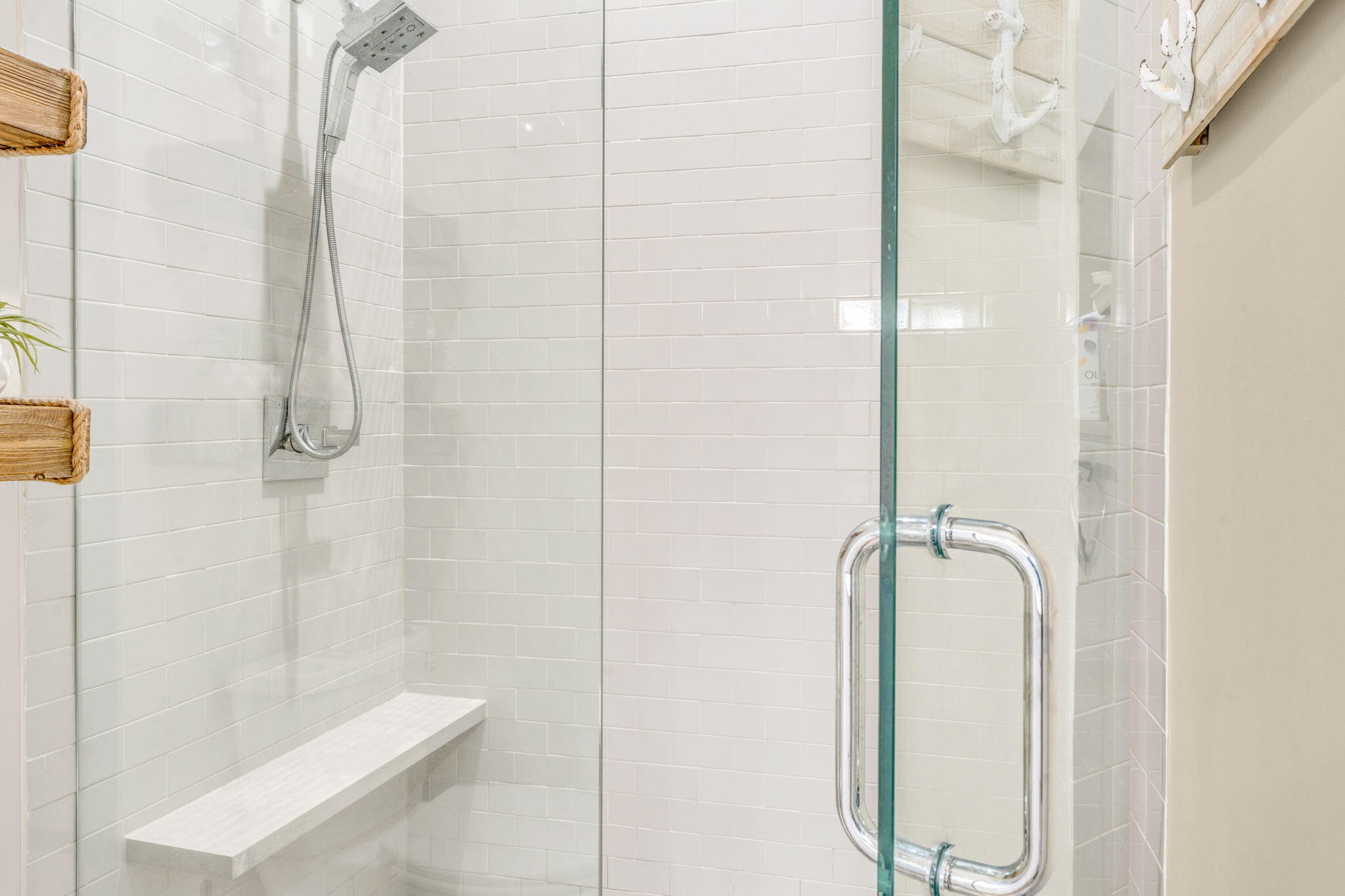 Islamorada, Florida 33036, United States, 4 Bedrooms Bedrooms, ,4 BathroomsBathrooms,Residential,Active,84111