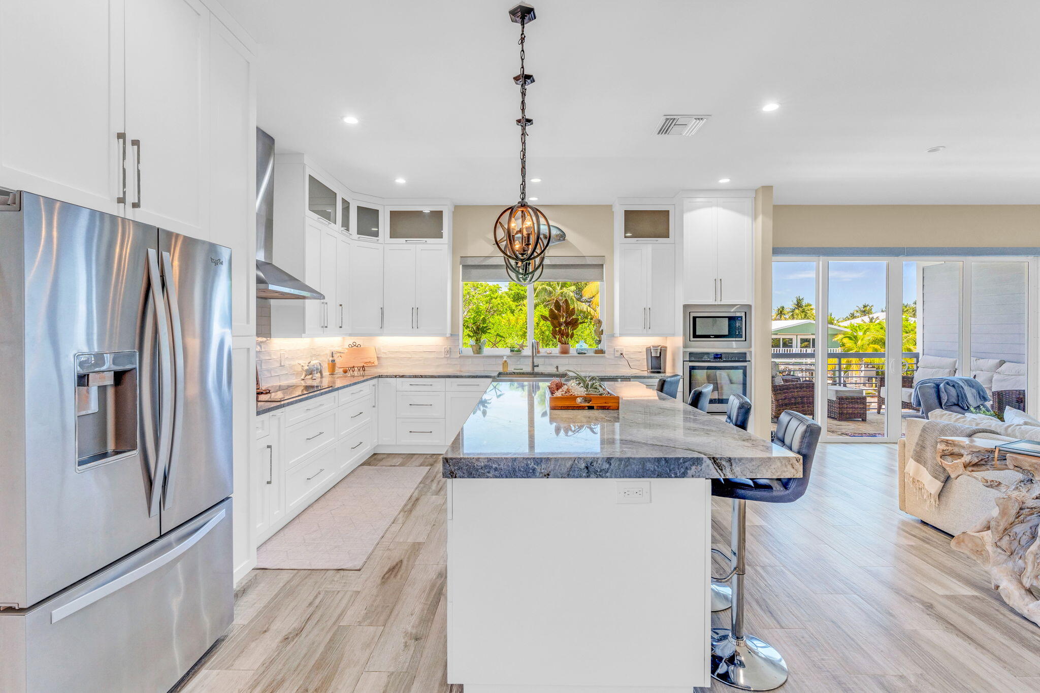 Islamorada, Florida 33036, United States, 4 Bedrooms Bedrooms, ,4 BathroomsBathrooms,Residential,Active,84111