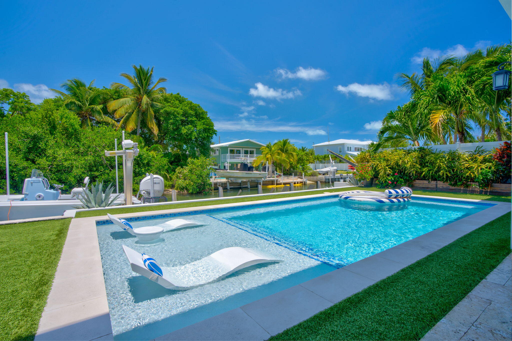 Islamorada, Florida 33036, United States, 4 Bedrooms Bedrooms, ,4 BathroomsBathrooms,Residential,Active,84111