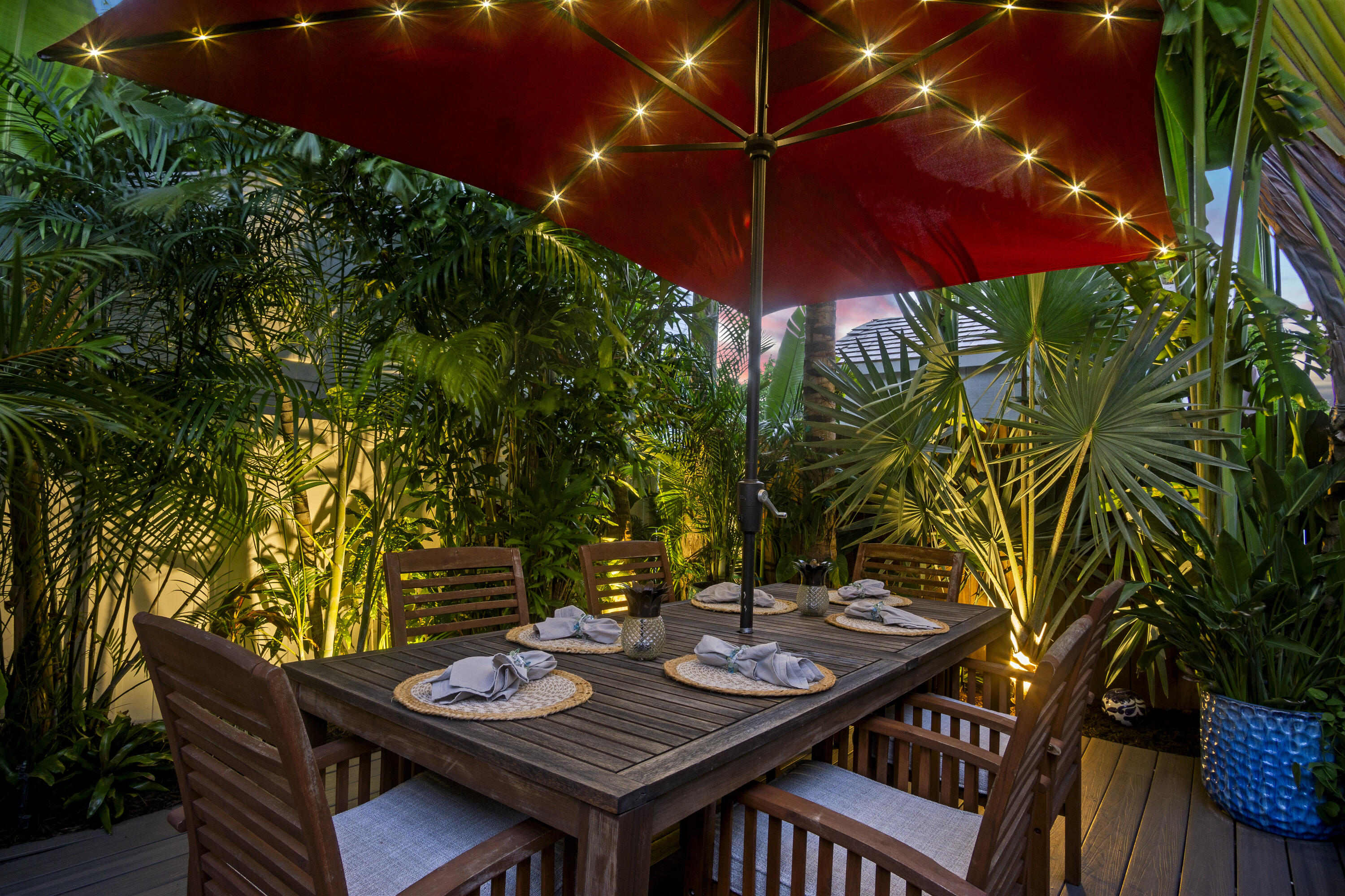 Key West, Florida 33040, United States, 2 Bedrooms Bedrooms, ,2 BathroomsBathrooms,Residential,Active,227586