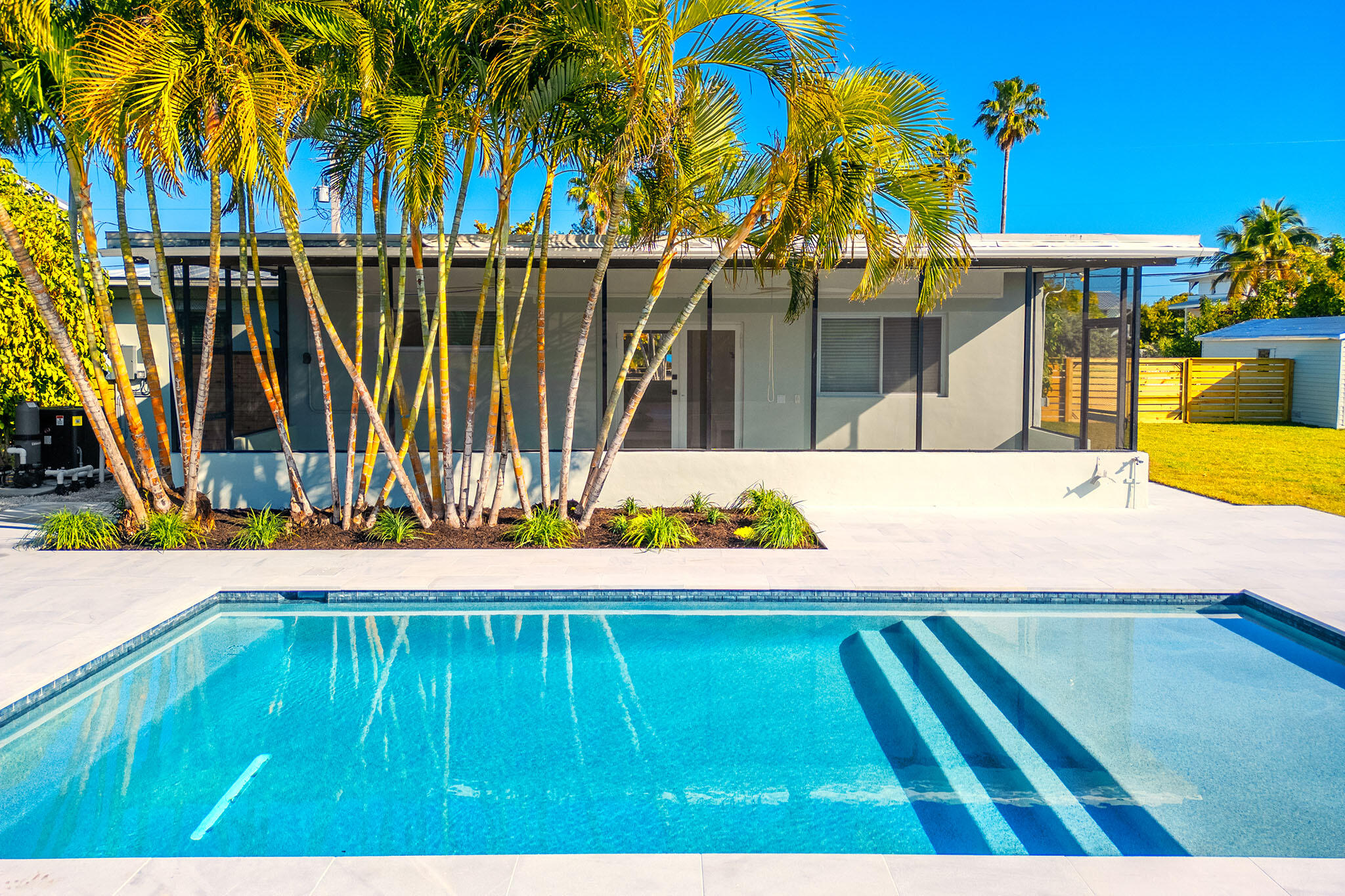 Saddle Bunch, Florida 33040, United States, 4 Bedrooms Bedrooms, ,3 BathroomsBathrooms,Residential,Active,18561