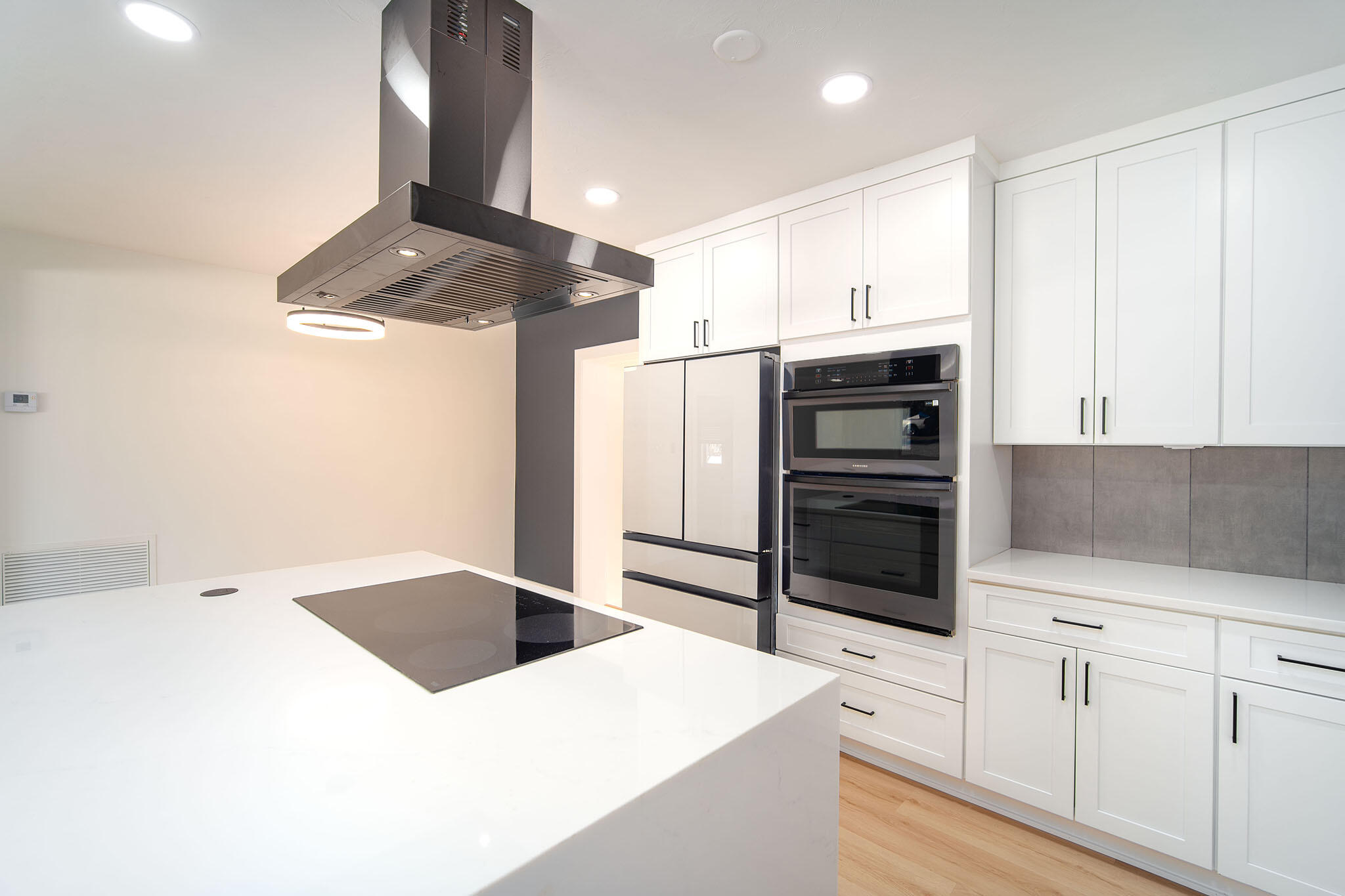 Saddle Bunch, Florida 33040, United States, 4 Bedrooms Bedrooms, ,3 BathroomsBathrooms,Residential,Active,18561