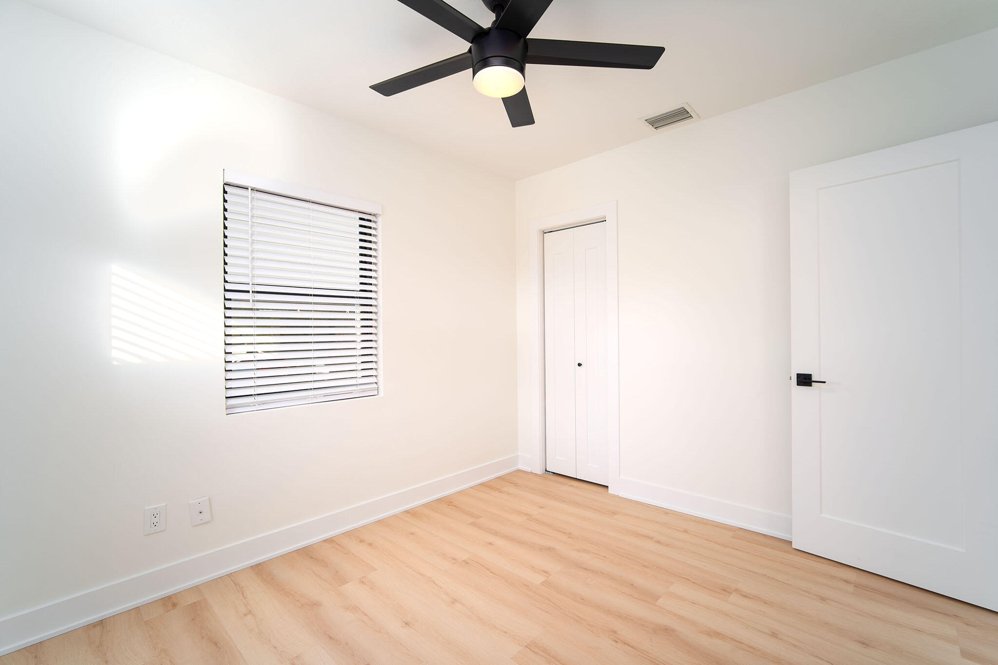 Saddle Bunch, Florida 33040, United States, 4 Bedrooms Bedrooms, ,3 BathroomsBathrooms,Residential,Active,18561