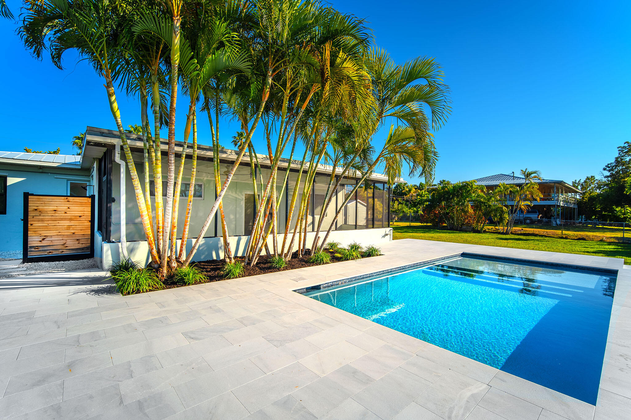 Saddle Bunch, Florida 33040, United States, 4 Bedrooms Bedrooms, ,3 BathroomsBathrooms,Residential,Active,18561