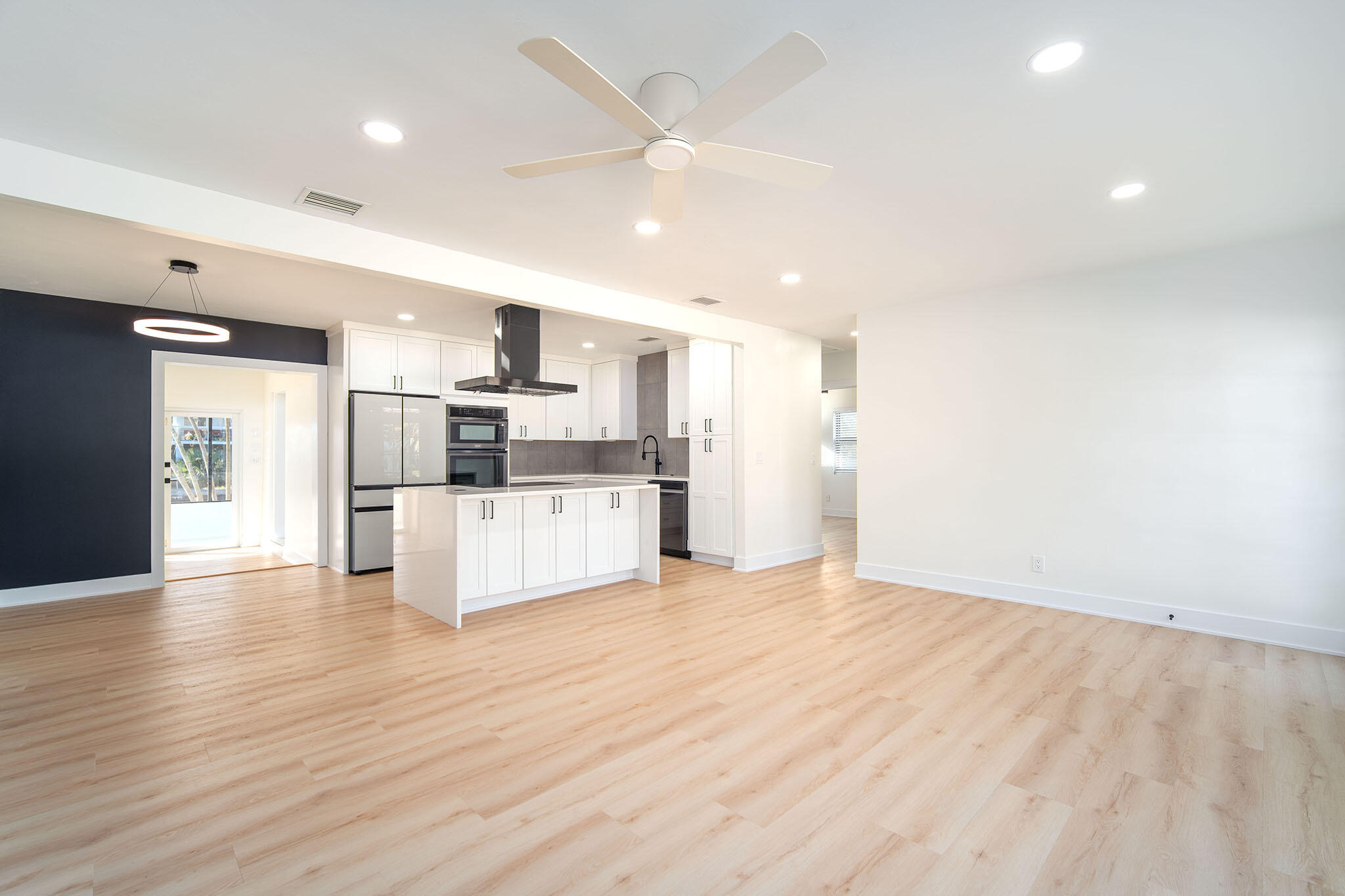 Saddle Bunch, Florida 33040, United States, 4 Bedrooms Bedrooms, ,3 BathroomsBathrooms,Residential,Active,18561