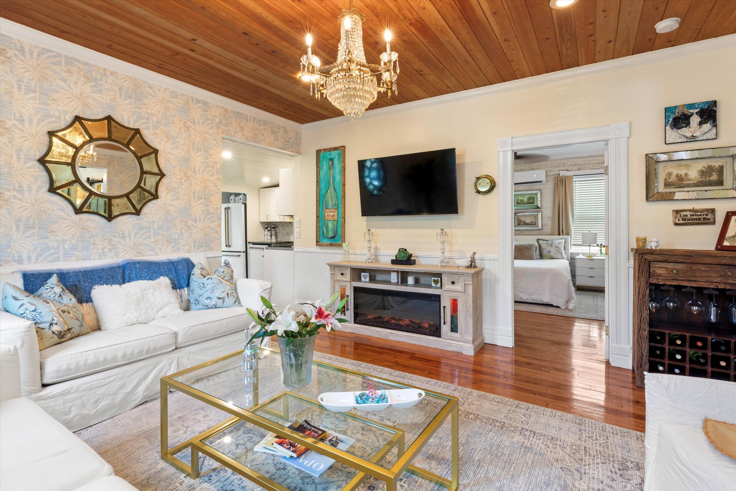 Key West, Florida 33040, United States, 3 Bedrooms Bedrooms, ,3 BathroomsBathrooms,Residential,Active,126865