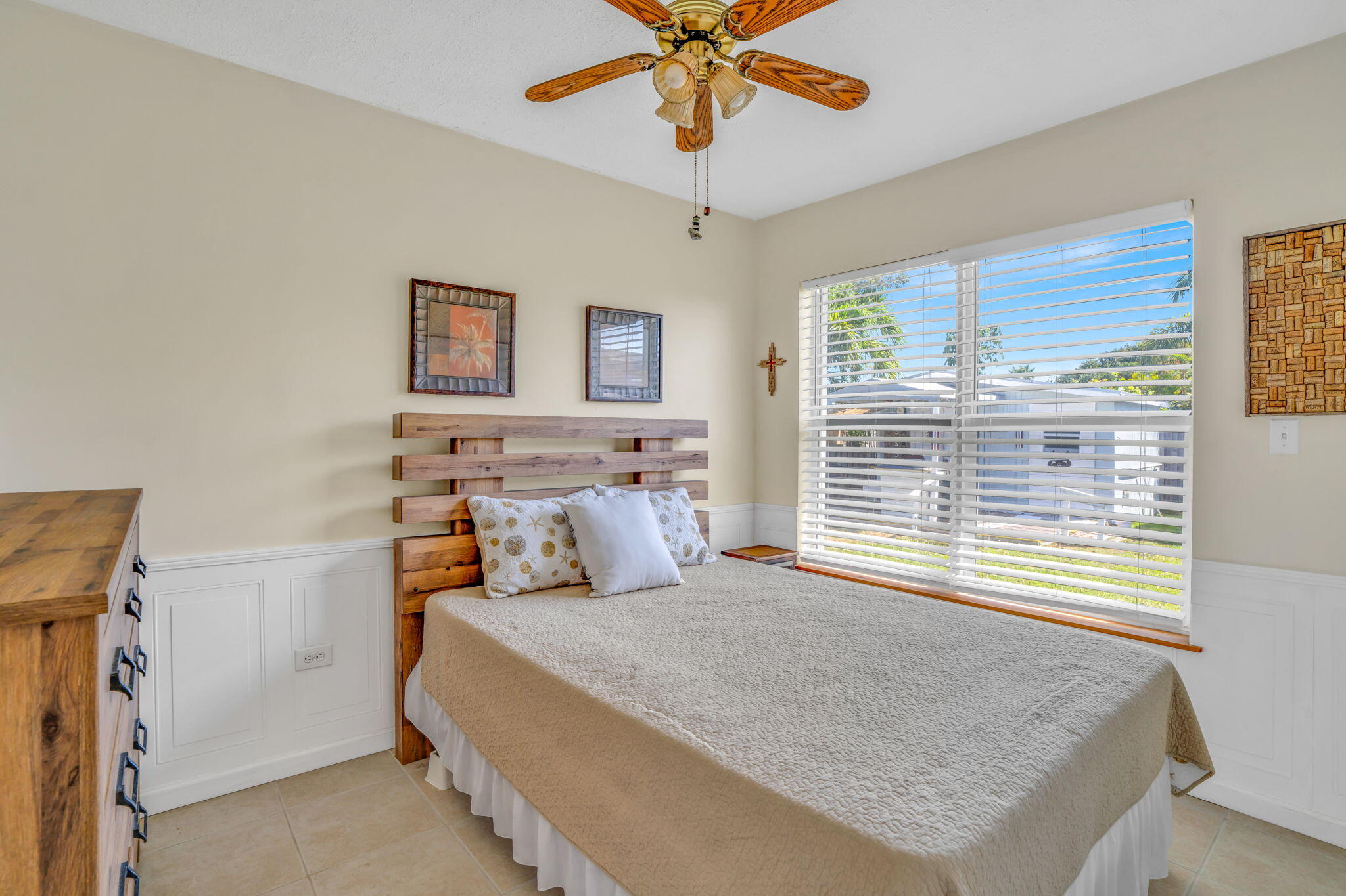 Marathon, Florida 33050, United States, 2 Bedrooms Bedrooms, ,2 BathroomsBathrooms,Residential,Pending,102685