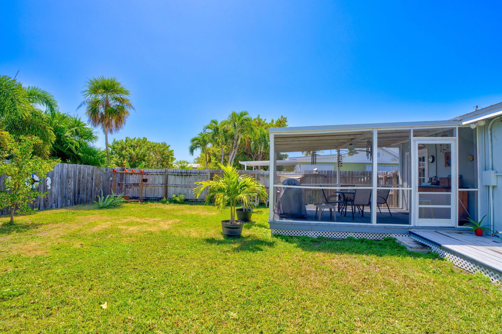 Marathon, Florida 33050, United States, 2 Bedrooms Bedrooms, ,2 BathroomsBathrooms,Residential,Pending,102685