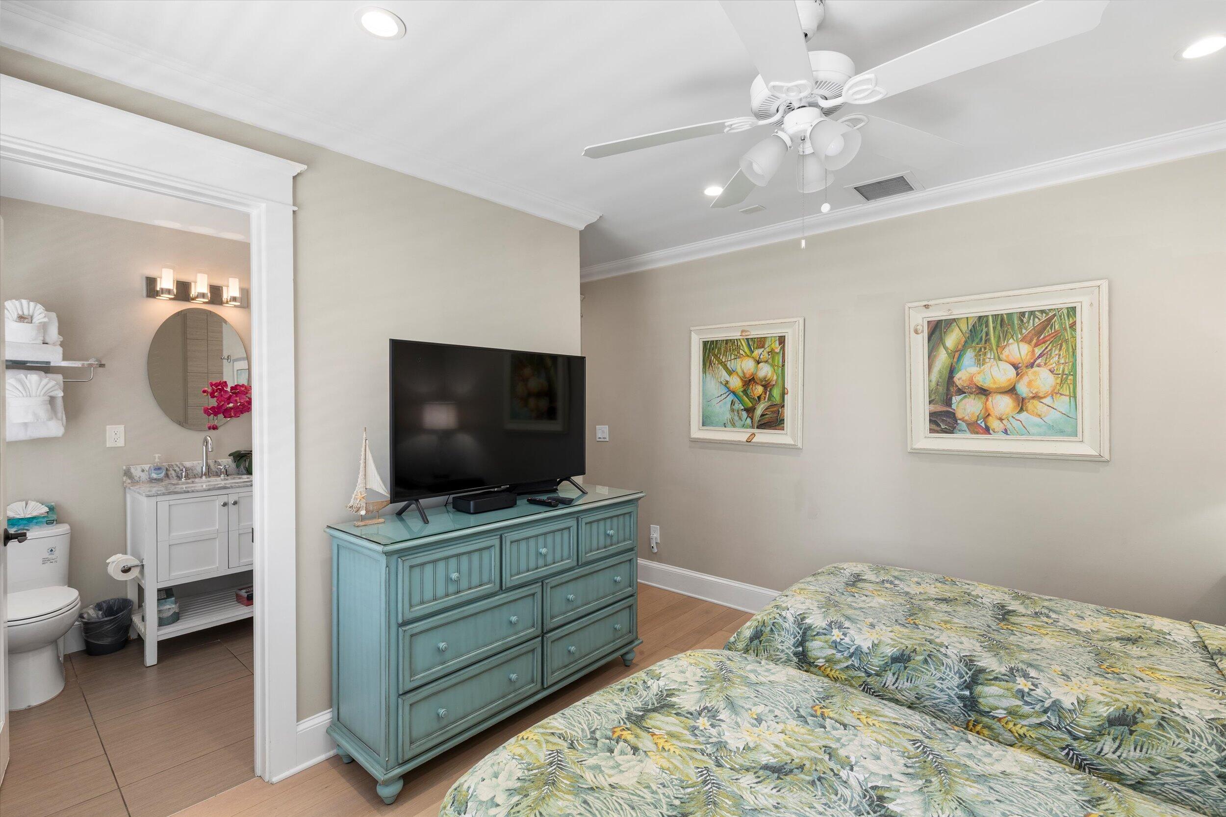 Key West, Florida 33040, United States, 6 Bedrooms Bedrooms, ,7 BathroomsBathrooms,Residential,Active,104556