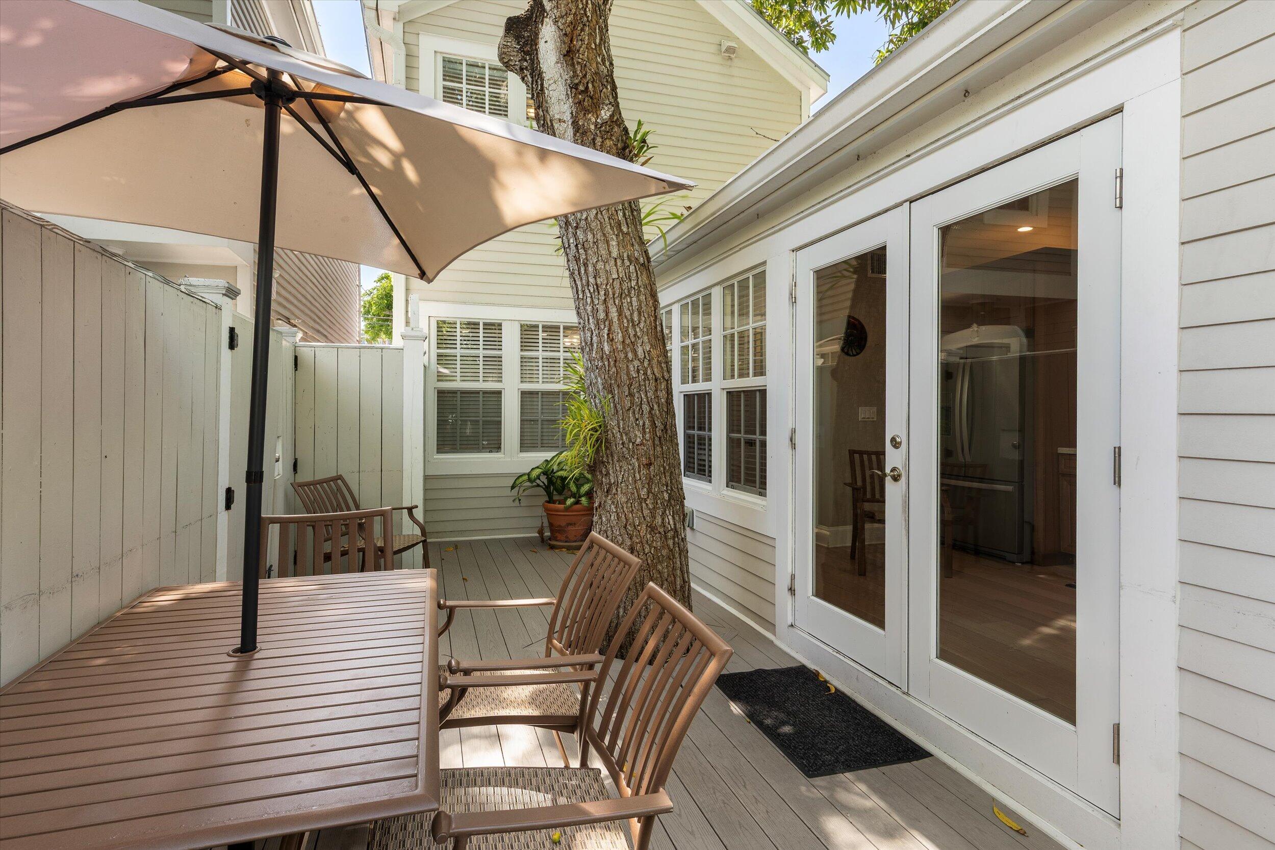 Key West, Florida 33040, United States, 6 Bedrooms Bedrooms, ,7 BathroomsBathrooms,Residential,Active,104556