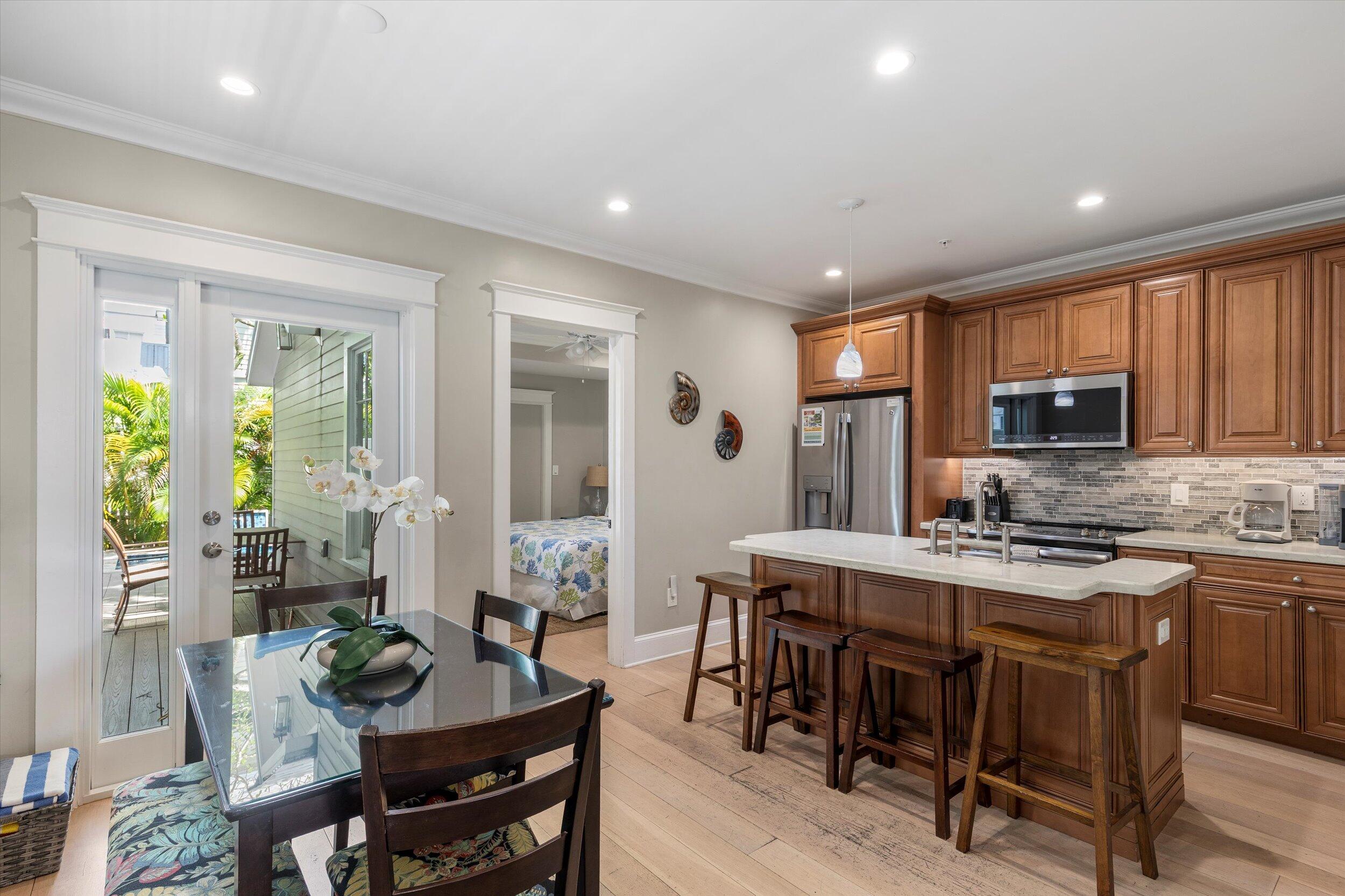 Key West, Florida 33040, United States, 6 Bedrooms Bedrooms, ,7 BathroomsBathrooms,Residential,Active,104556