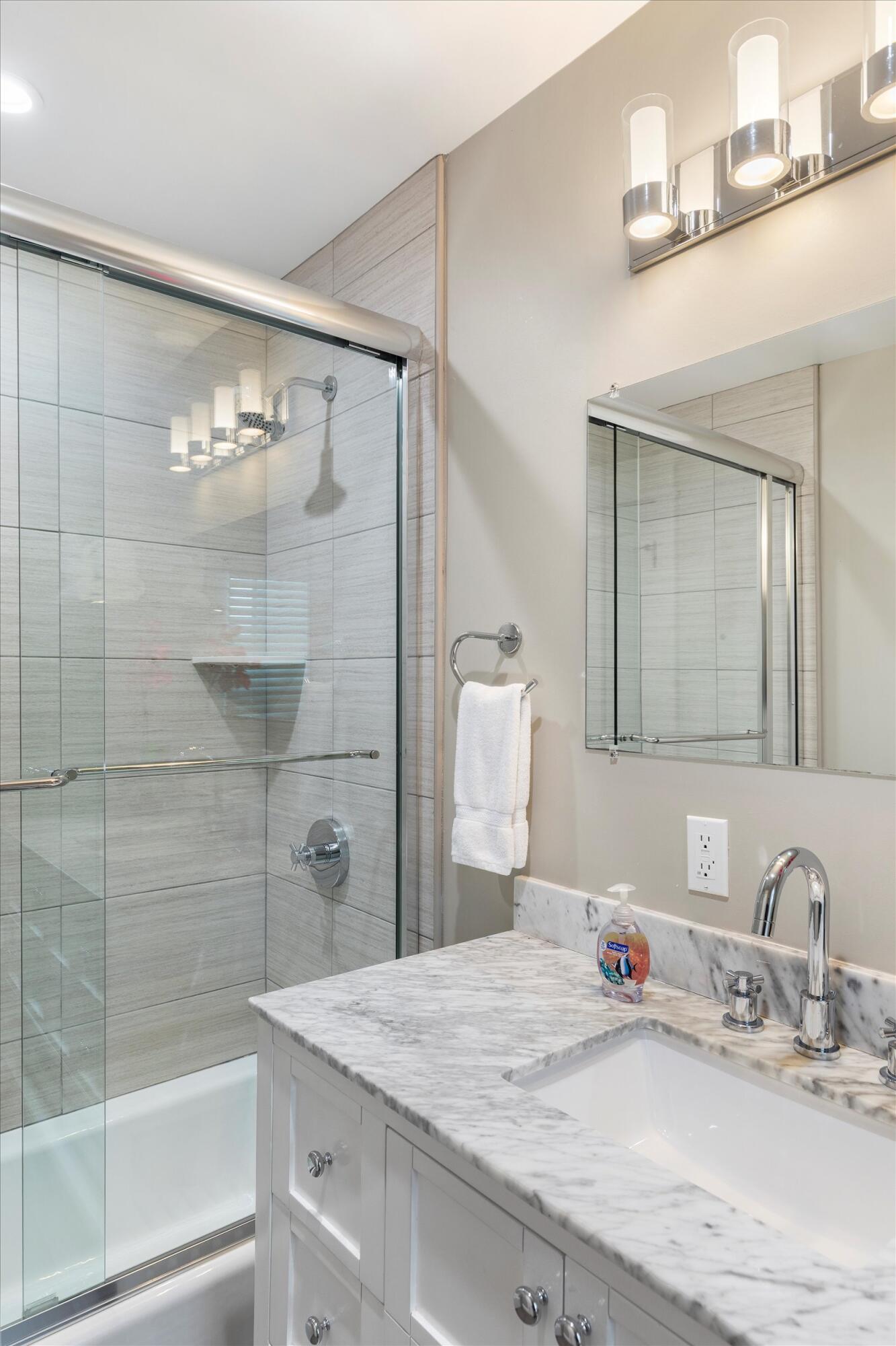 Key West, Florida 33040, United States, 6 Bedrooms Bedrooms, ,7 BathroomsBathrooms,Residential,Active,104556