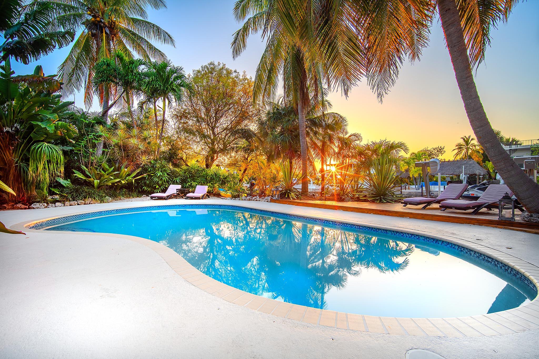 Sugarloaf, Florida 33042, United States, 4 Bedrooms Bedrooms, ,3 BathroomsBathrooms,Residential,Contingent,112618