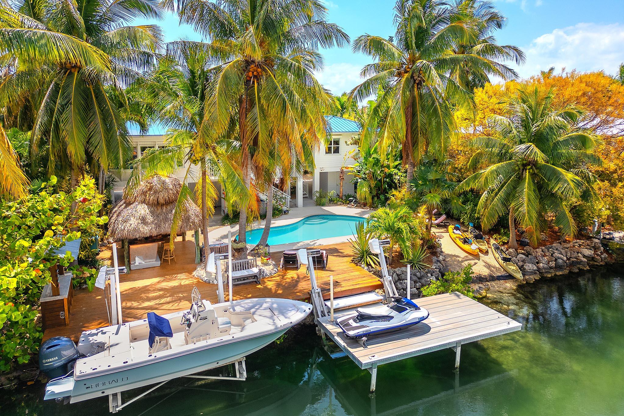 Sugarloaf, Florida 33042, United States, 4 Bedrooms Bedrooms, ,3 BathroomsBathrooms,Residential,Contingent,112618