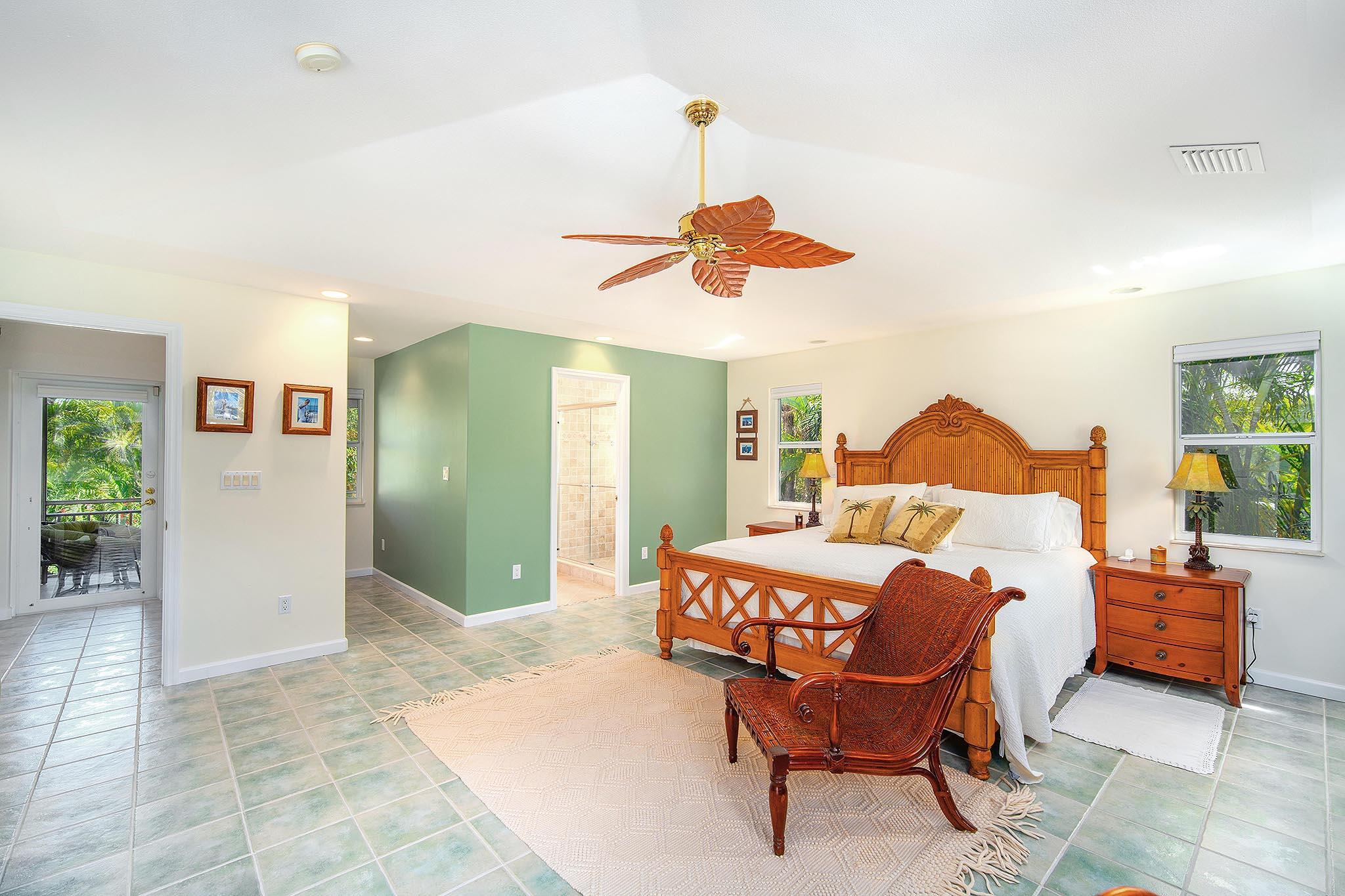 Sugarloaf, Florida 33042, United States, 4 Bedrooms Bedrooms, ,3 BathroomsBathrooms,Residential,Contingent,112618