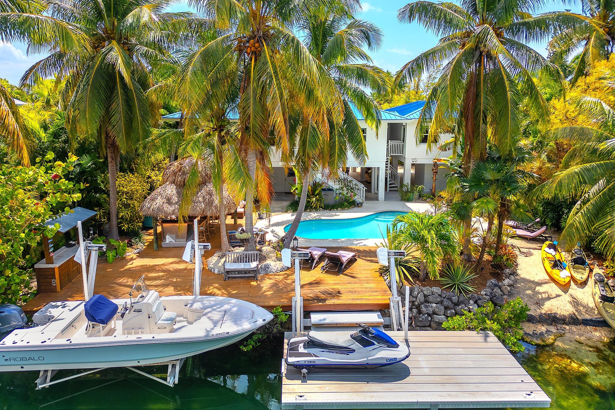 Sugarloaf, Florida 33042, United States, 4 Bedrooms Bedrooms, ,3 BathroomsBathrooms,Residential,Contingent,112618