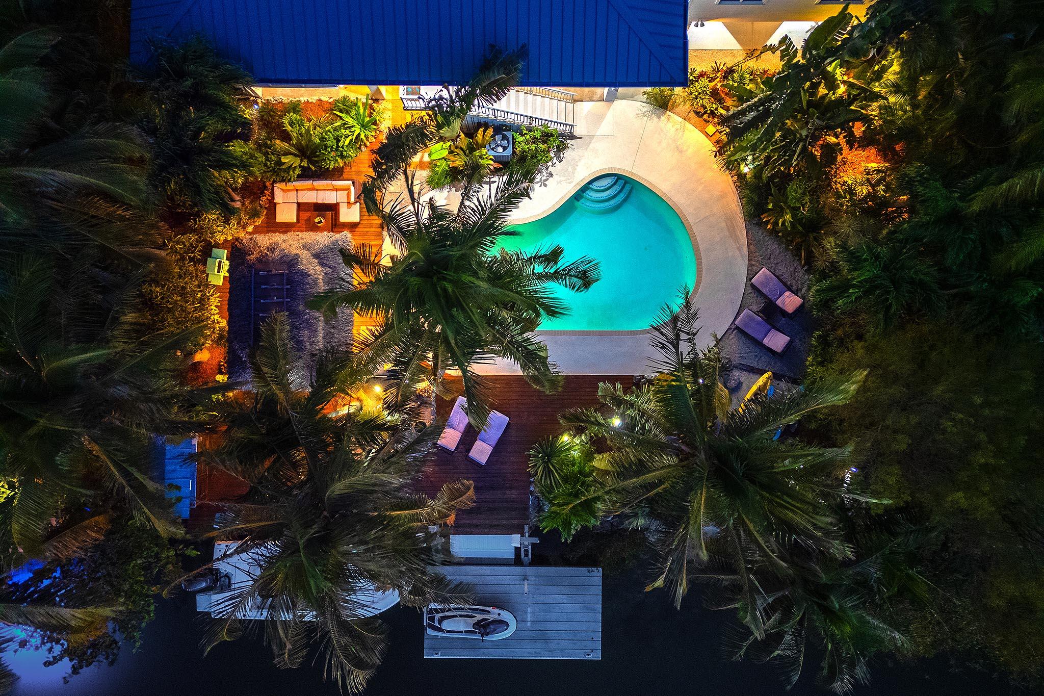 Sugarloaf, Florida 33042, United States, 4 Bedrooms Bedrooms, ,3 BathroomsBathrooms,Residential,Contingent,112618