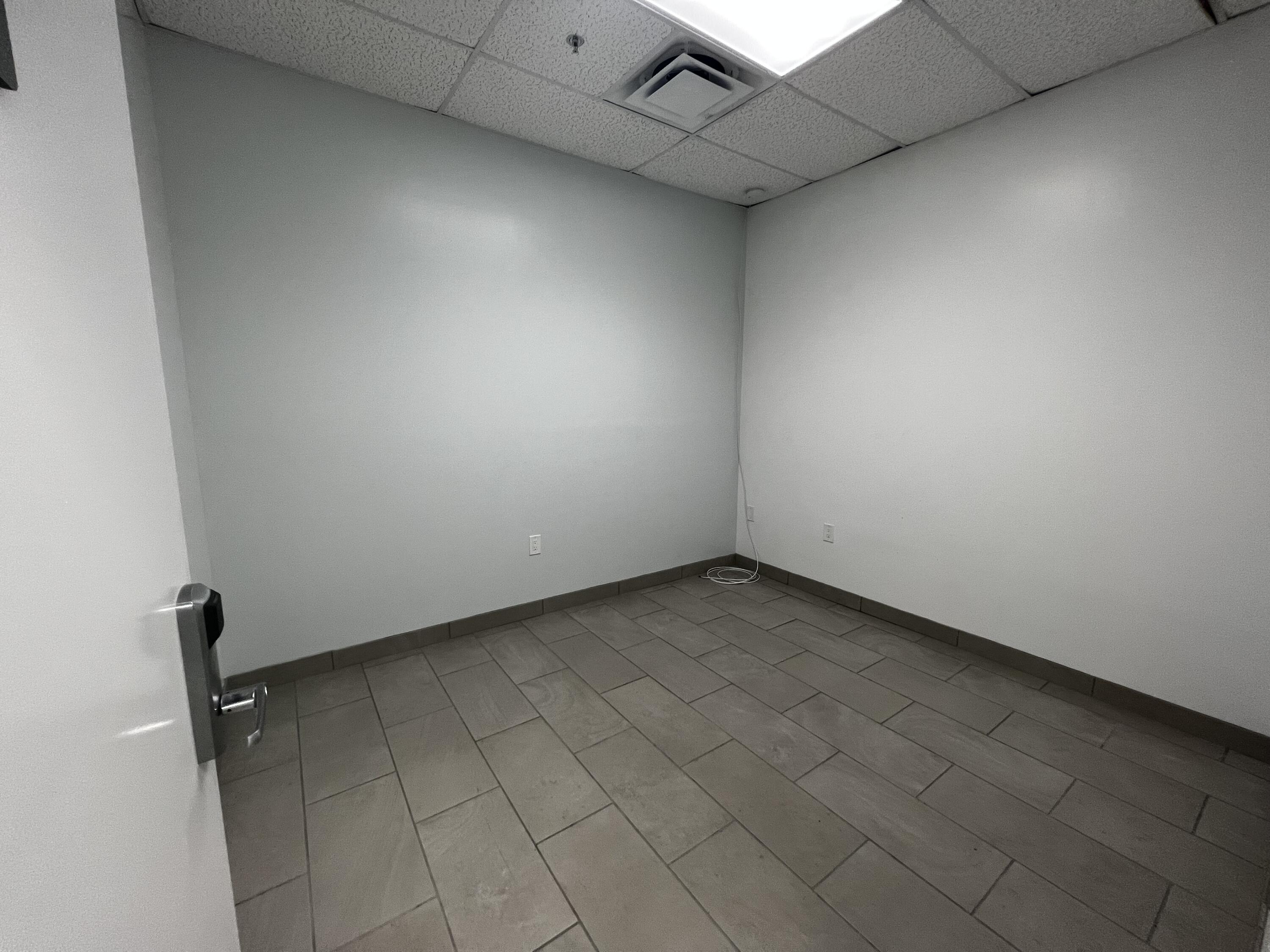 Key West, Florida 33040, United States, ,1 BathroomBathrooms,Commercial,Active,72148