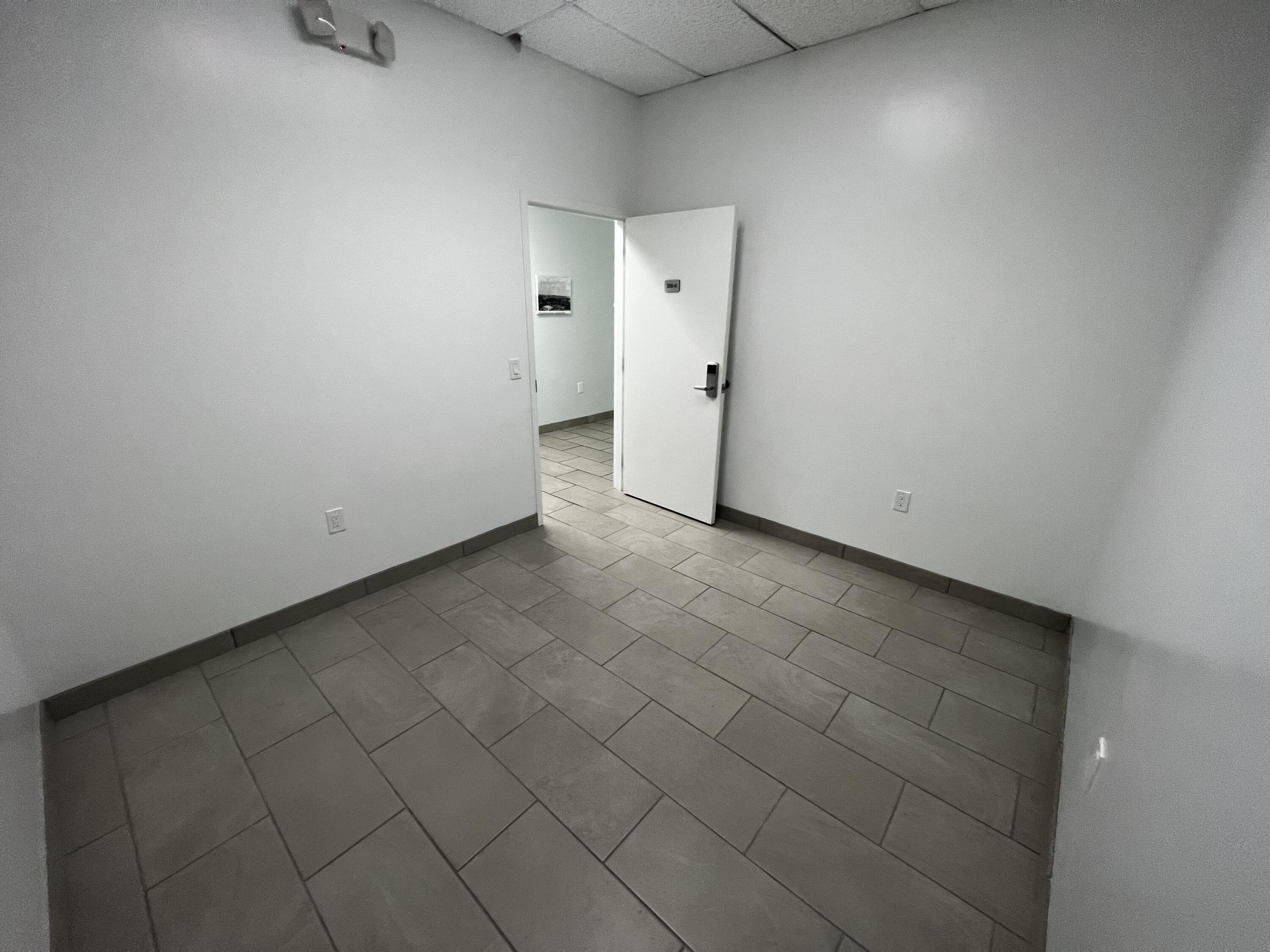 Key West, Florida 33040, United States, ,1 BathroomBathrooms,Commercial,Active,72148