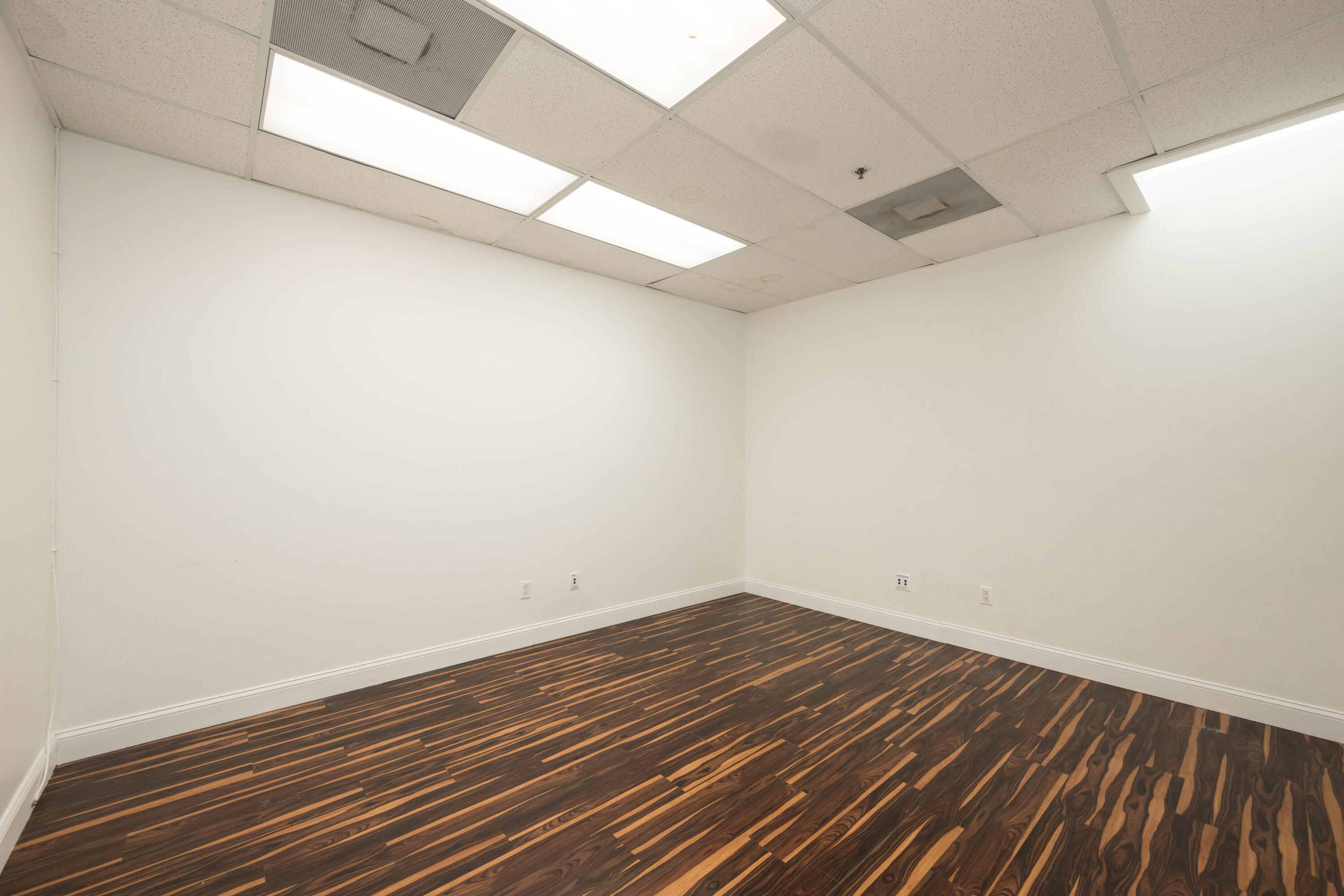 Key West, Florida 33040, United States, ,1 BathroomBathrooms,Commercial,Active,48093