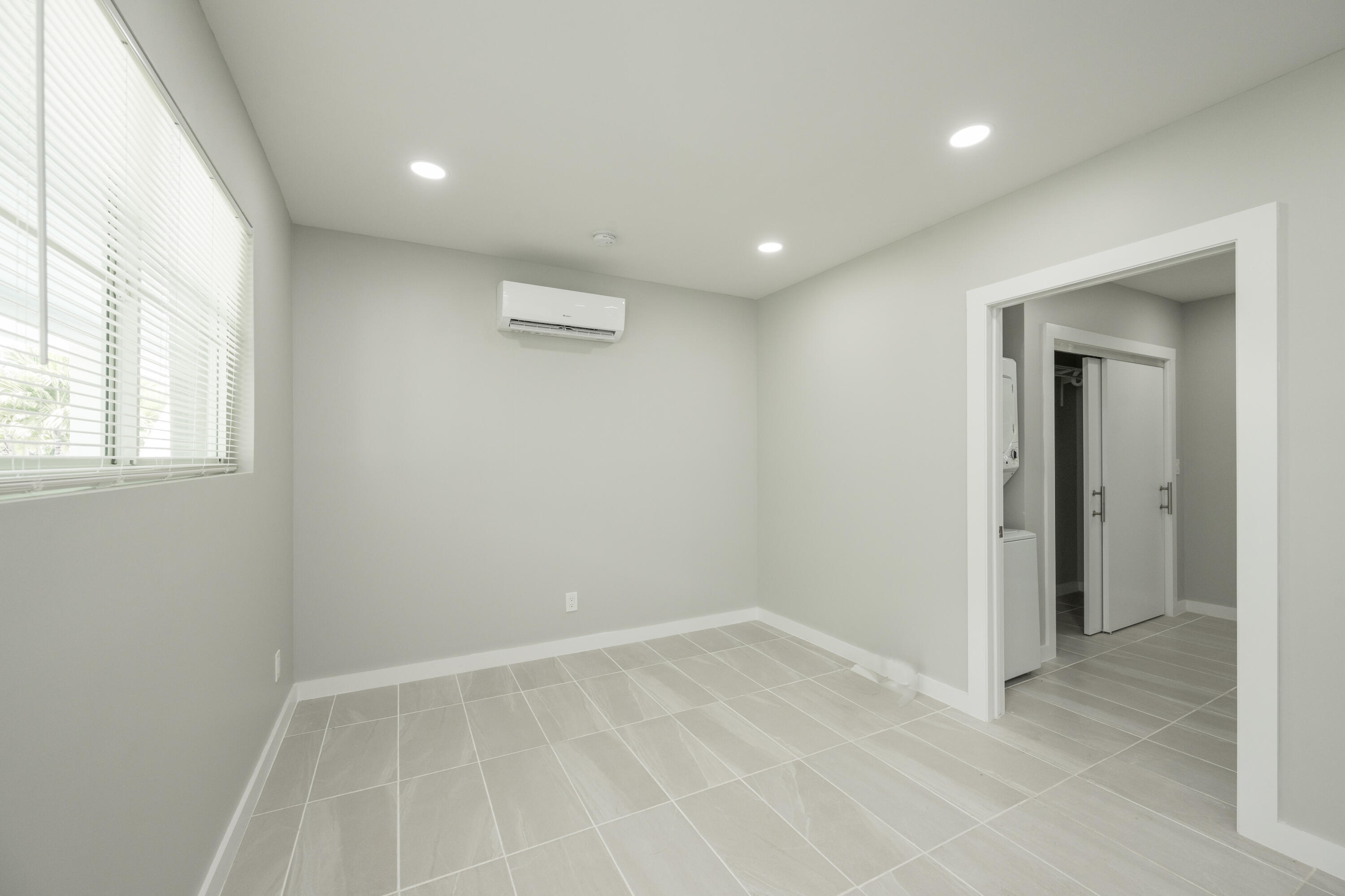 Key West, Florida 33040, United States, 10 Bedrooms Bedrooms, ,10 BathroomsBathrooms,Commercial,Active,216095