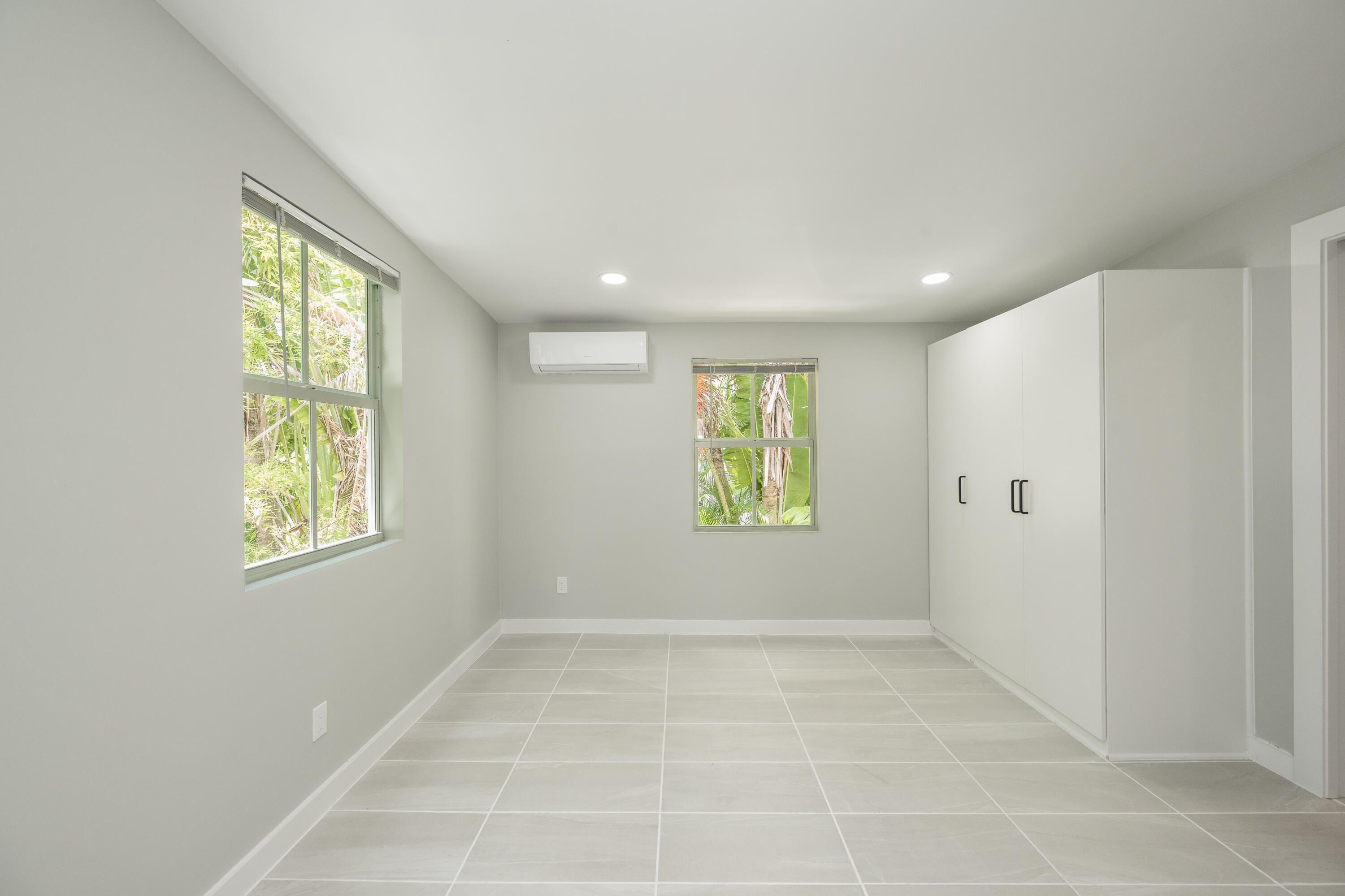 Key West, Florida 33040, United States, 10 Bedrooms Bedrooms, ,10 BathroomsBathrooms,Commercial,Active,216095