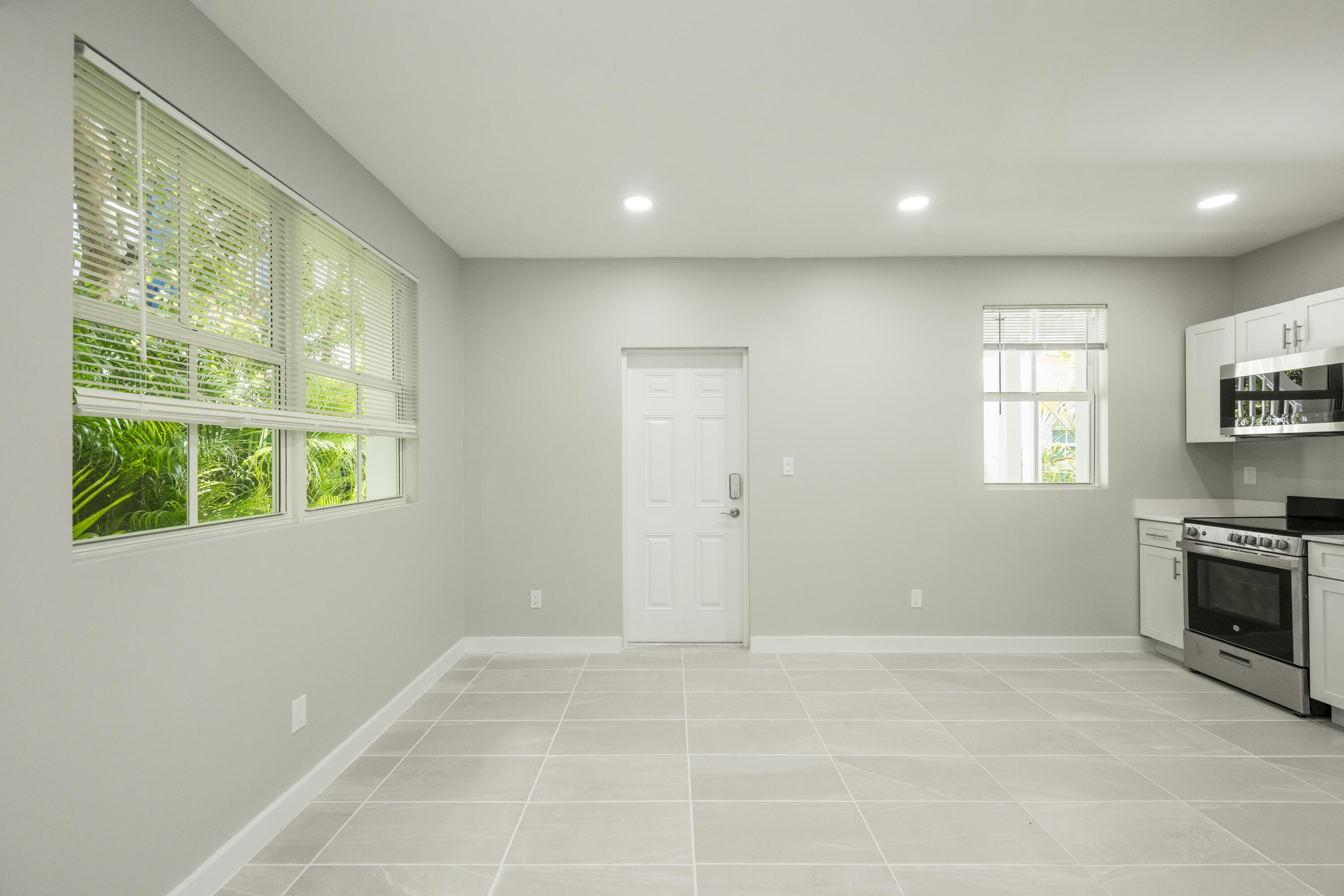 Key West, Florida 33040, United States, 10 Bedrooms Bedrooms, ,10 BathroomsBathrooms,Commercial,Active,216095