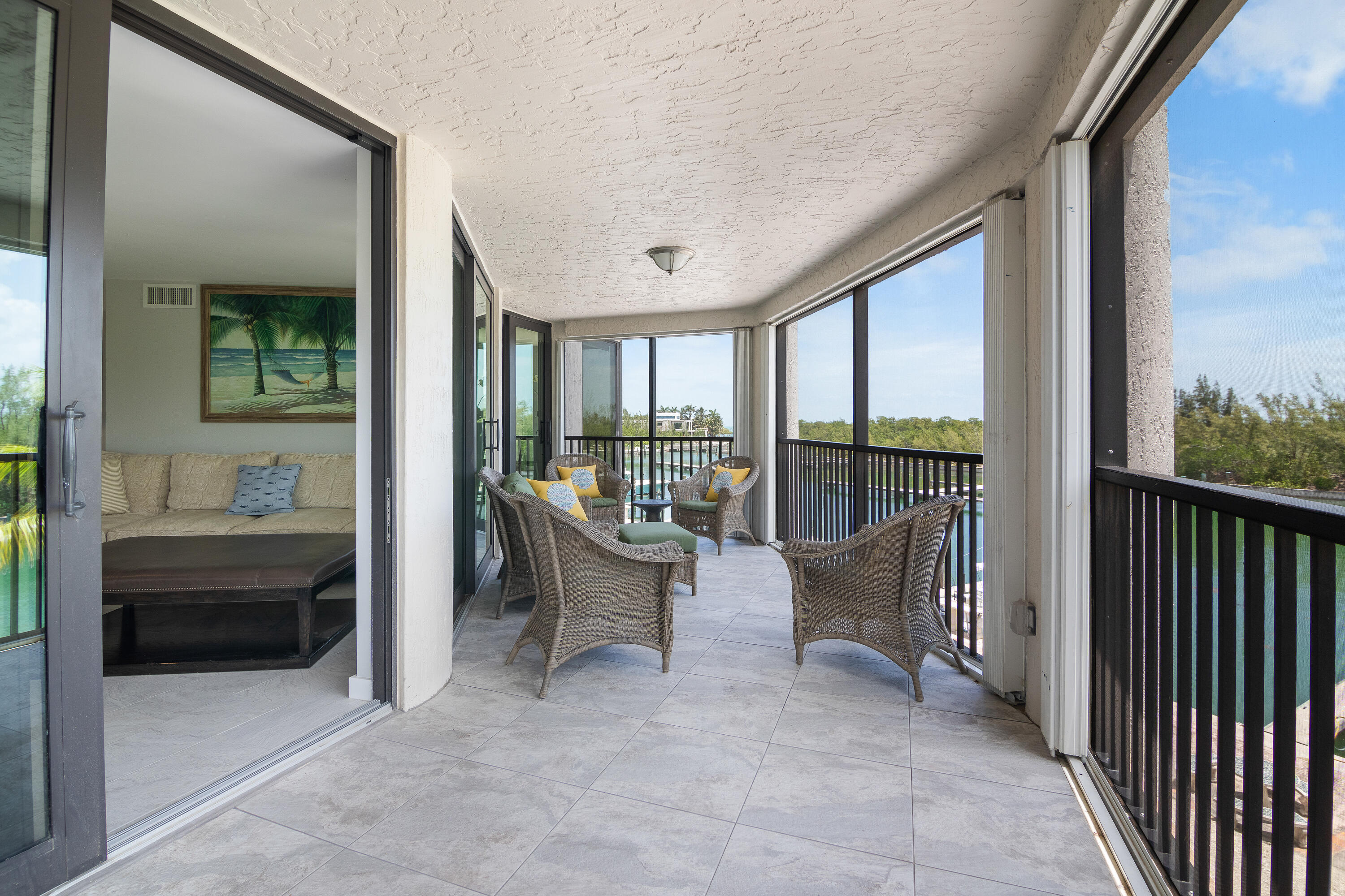 6202 Gulf Of Mexico Boulevard 202