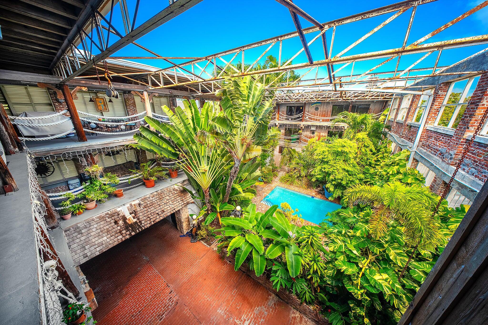 Key West, Florida 33040, United States, 8 Bedrooms Bedrooms, ,9 BathroomsBathrooms,Residential,Active,32914