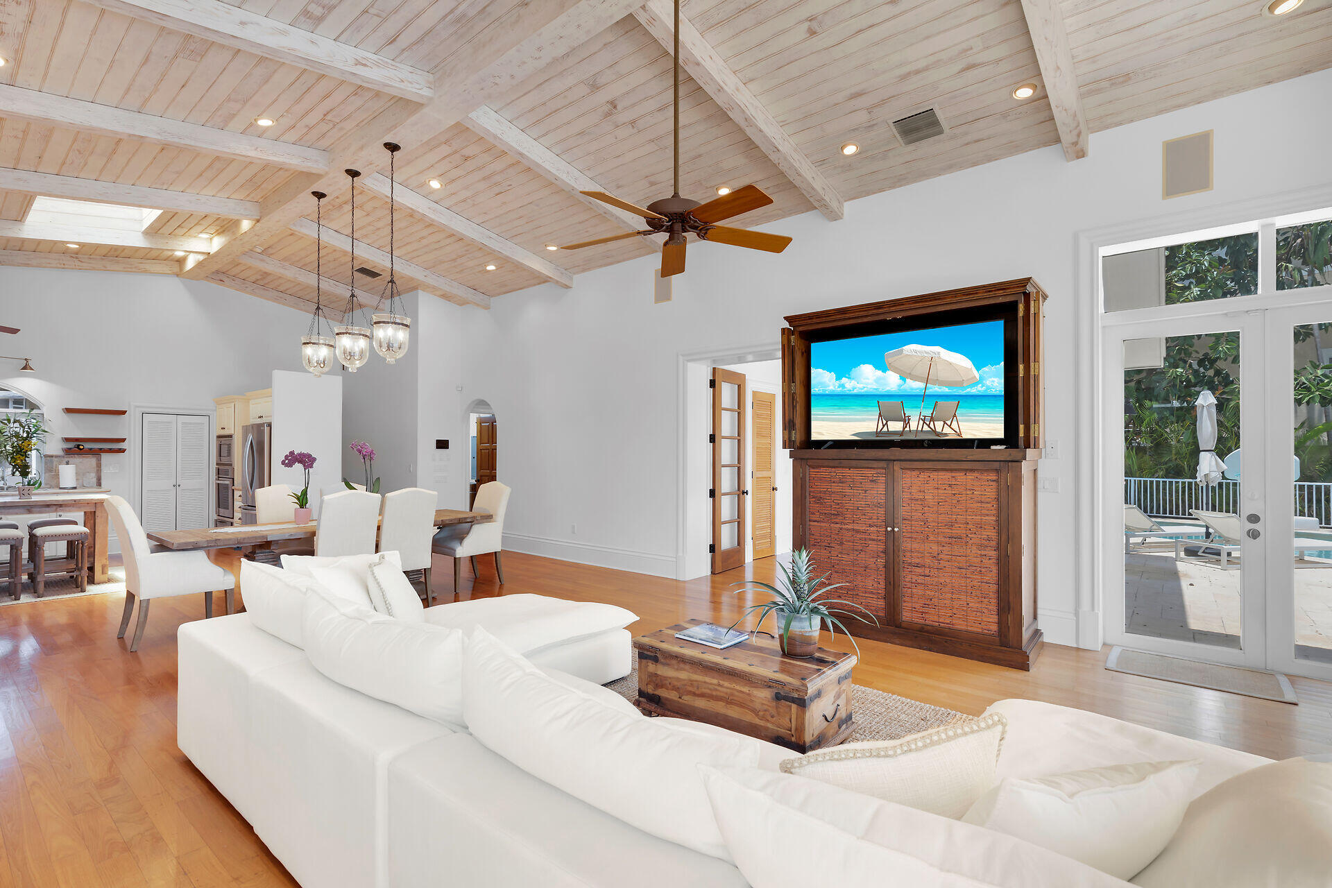 Tavernier, Florida 33070, United States, 3 Bedrooms Bedrooms, ,2 BathroomsBathrooms,Residential,Active,130391