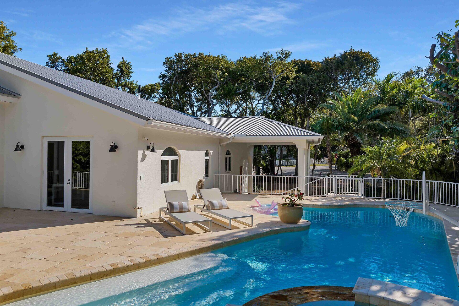 Tavernier, Florida 33070, United States, 3 Bedrooms Bedrooms, ,2 BathroomsBathrooms,Residential,Active,130391