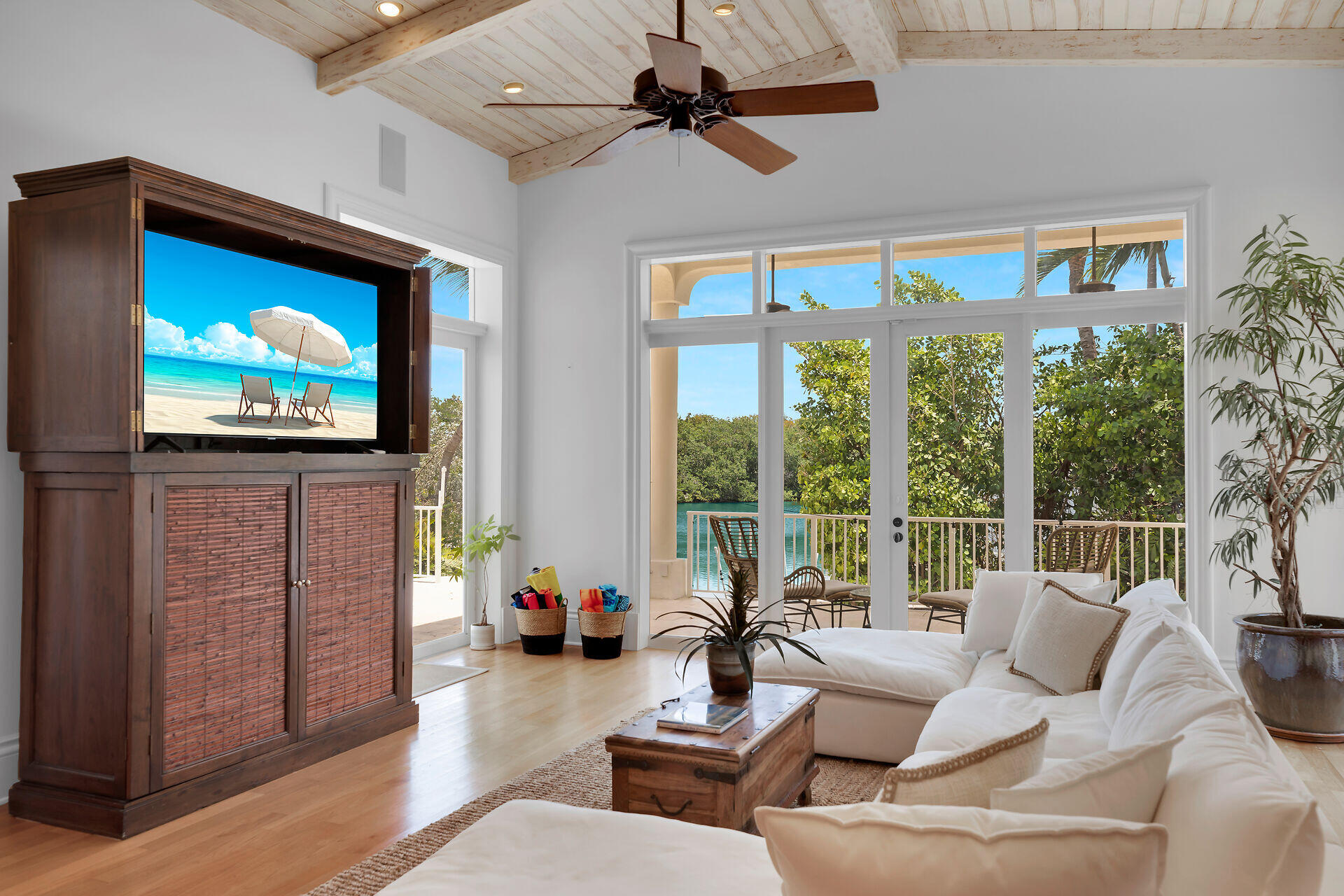 Tavernier, Florida 33070, United States, 3 Bedrooms Bedrooms, ,2 BathroomsBathrooms,Residential,Active,130391