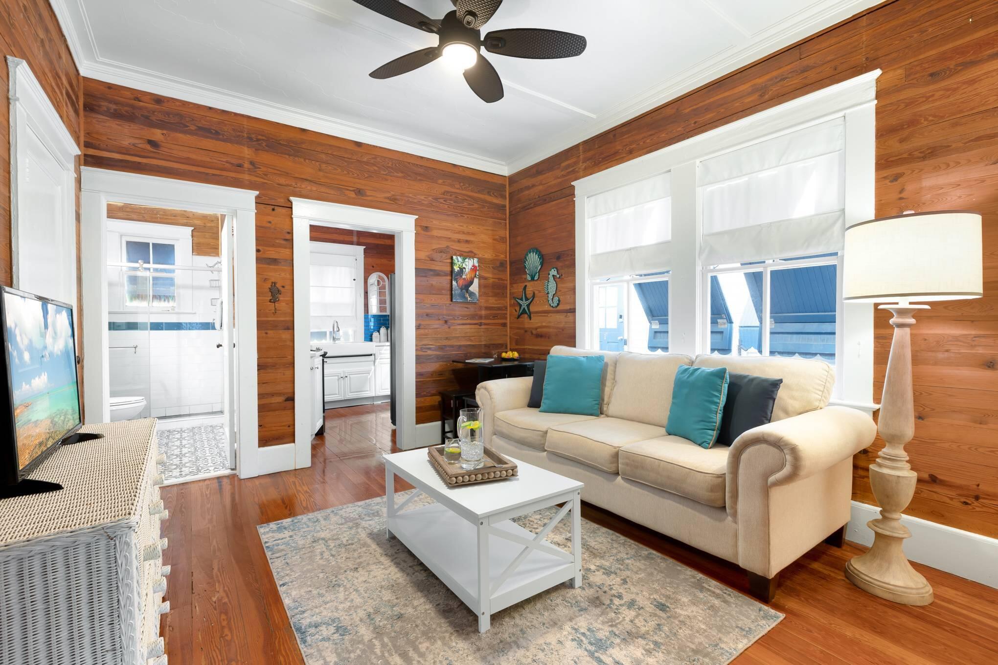 Key West, Florida 33040, United States, 1 Bedroom Bedrooms, ,1 BathroomBathrooms,Residential,Active,133898