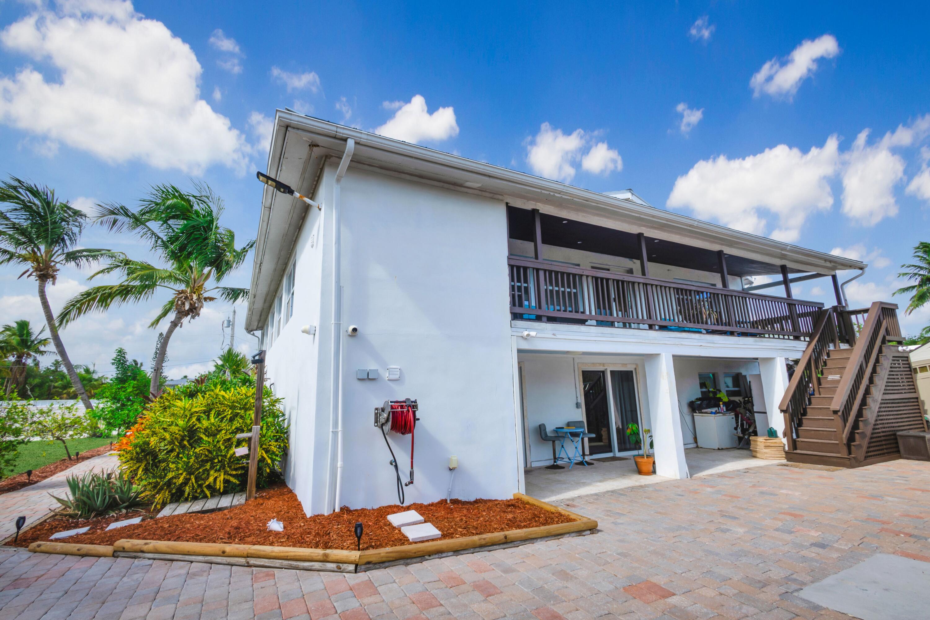 6 Egret Lane