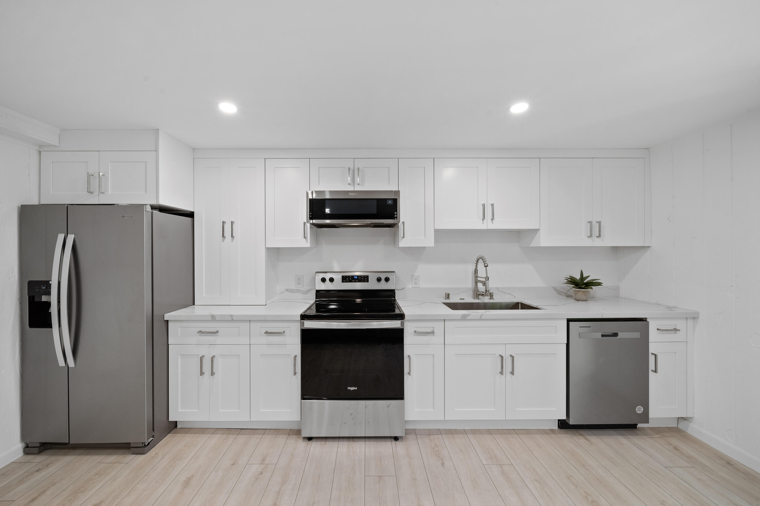 Tavernier, Florida 33070, United States, 5 Bedrooms Bedrooms, ,4 BathroomsBathrooms,Residential,Active,124845